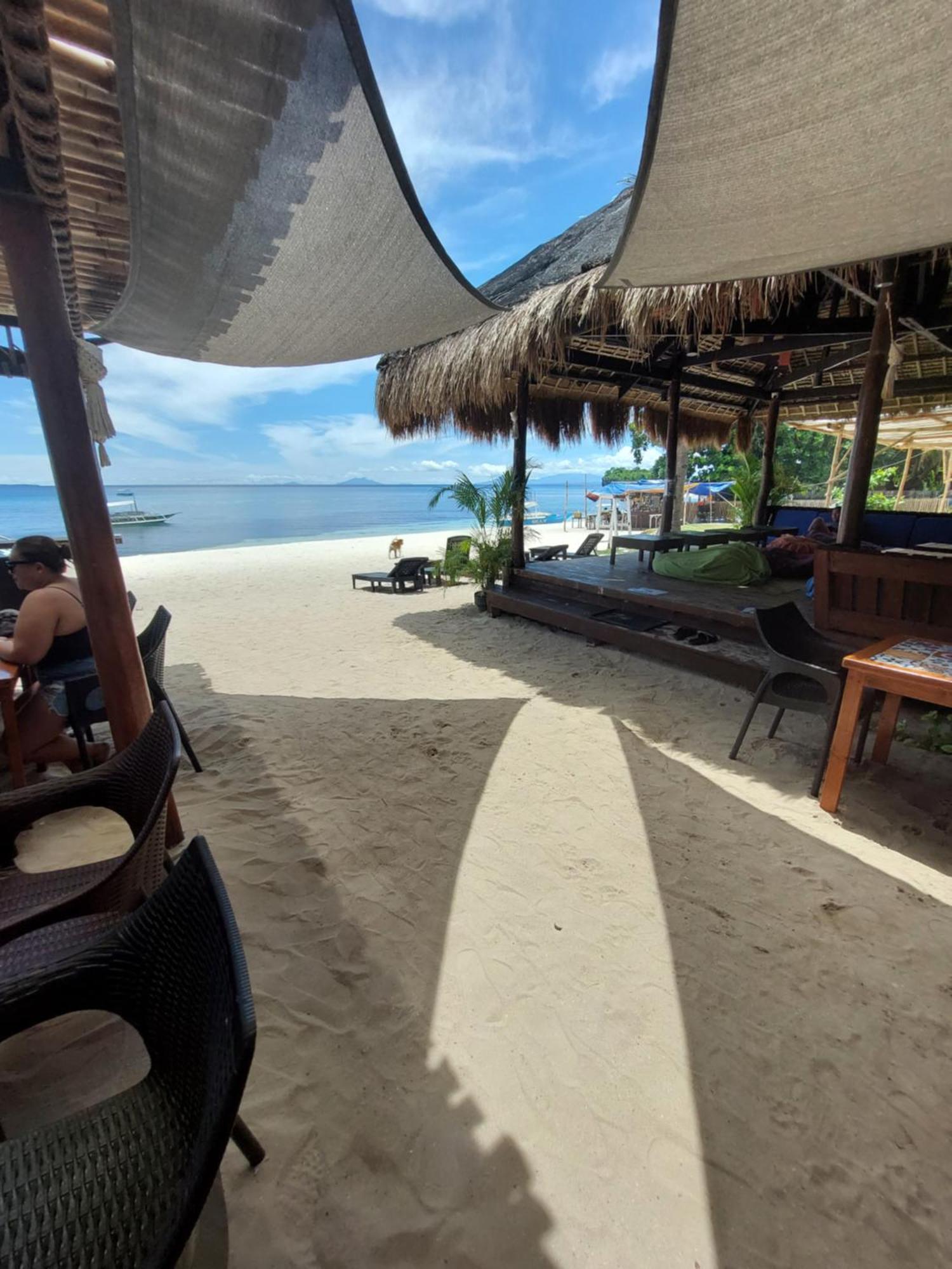Avila's Horizon Dive Resort
