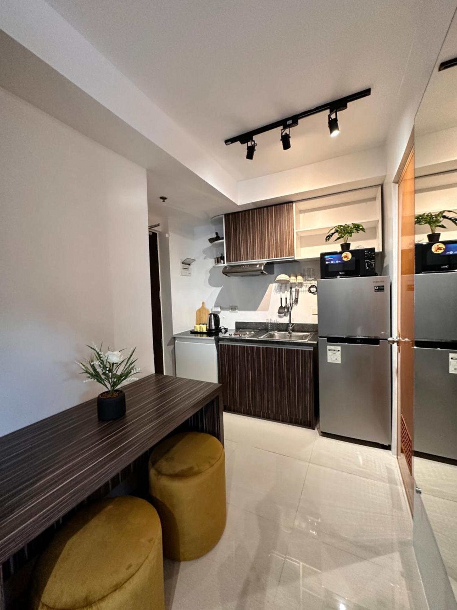 Apartment Living,the Persimmon Double Beds 4pax *