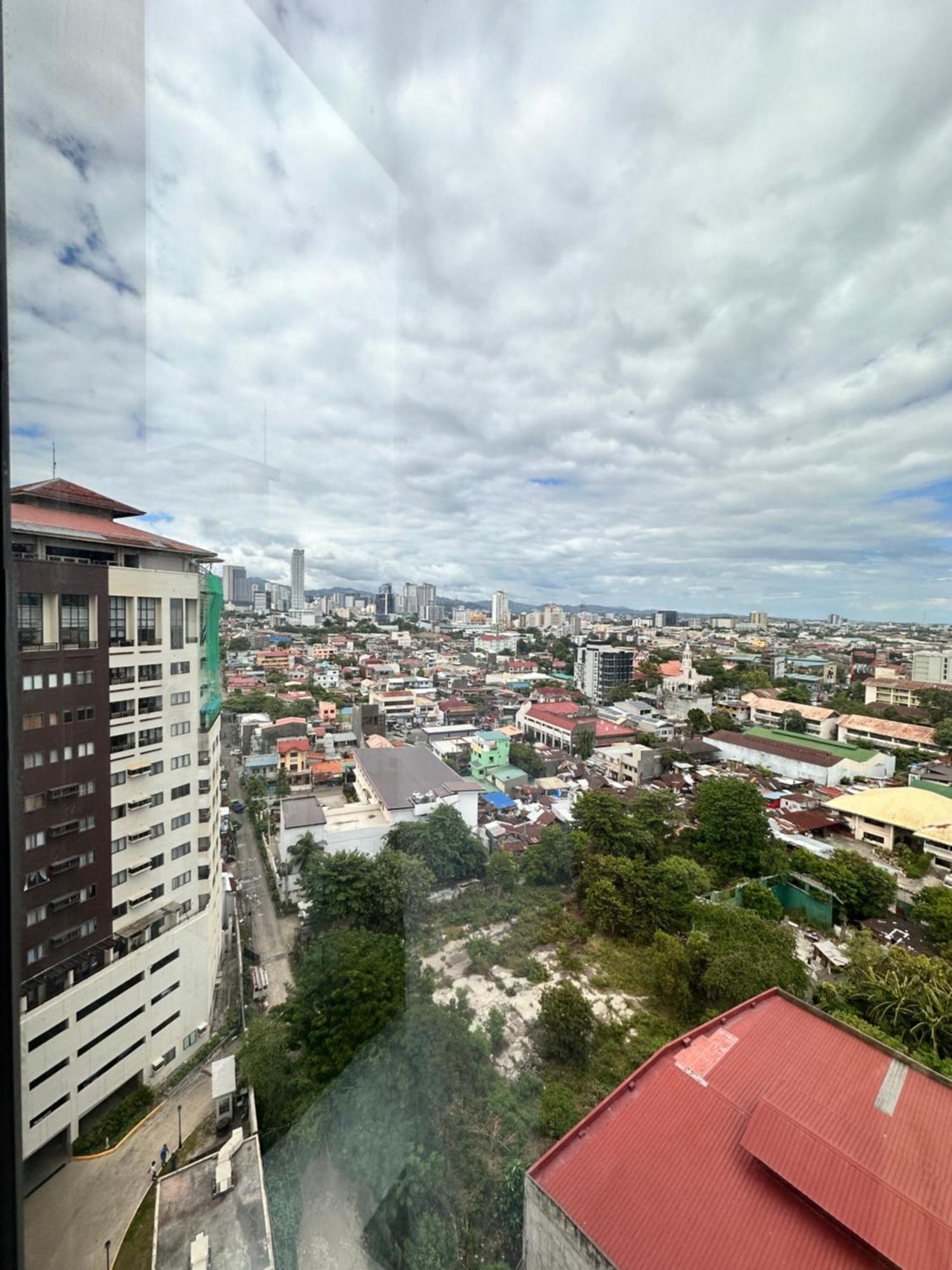Living,the Persimmon Double Beds 4pax * Cebu