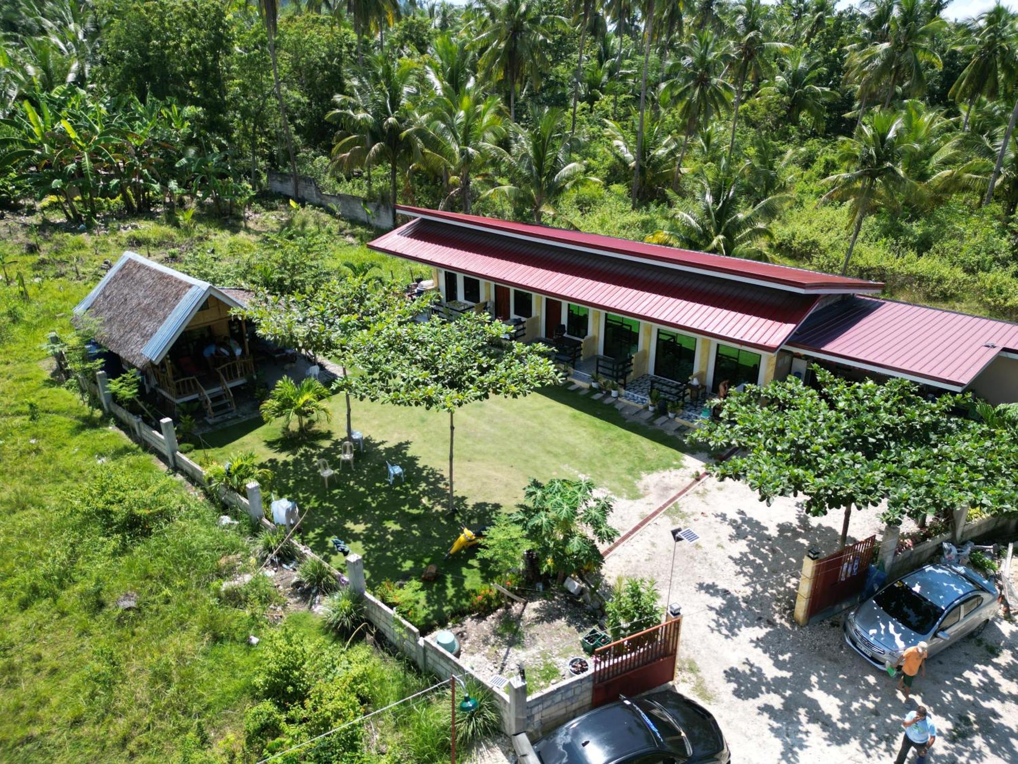 Cocoville Guest house *