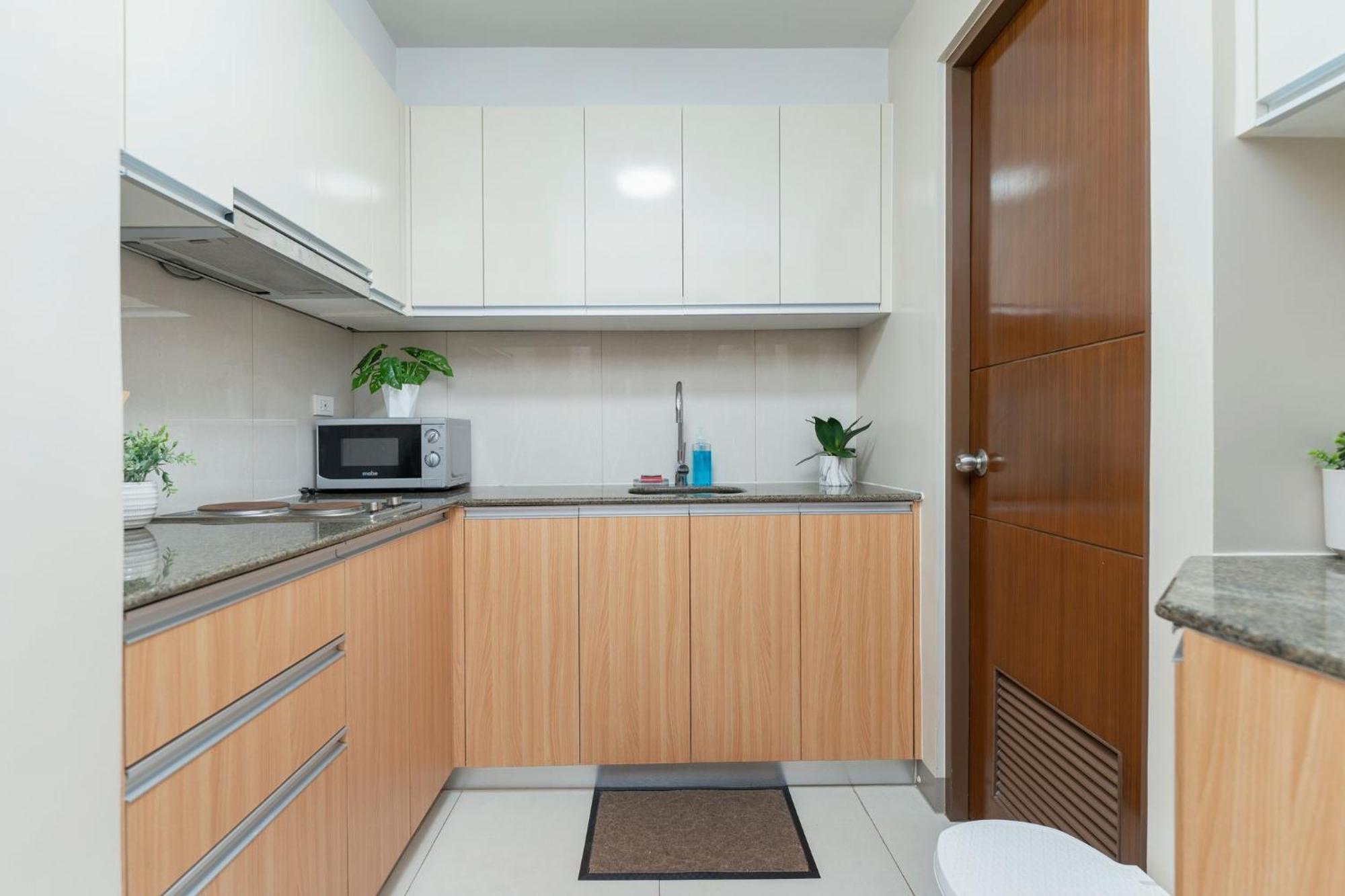 Omp T1-6h, & Pool Access, Near Airport, Fast Wifi, Netflix Punta Engano (Mactan)