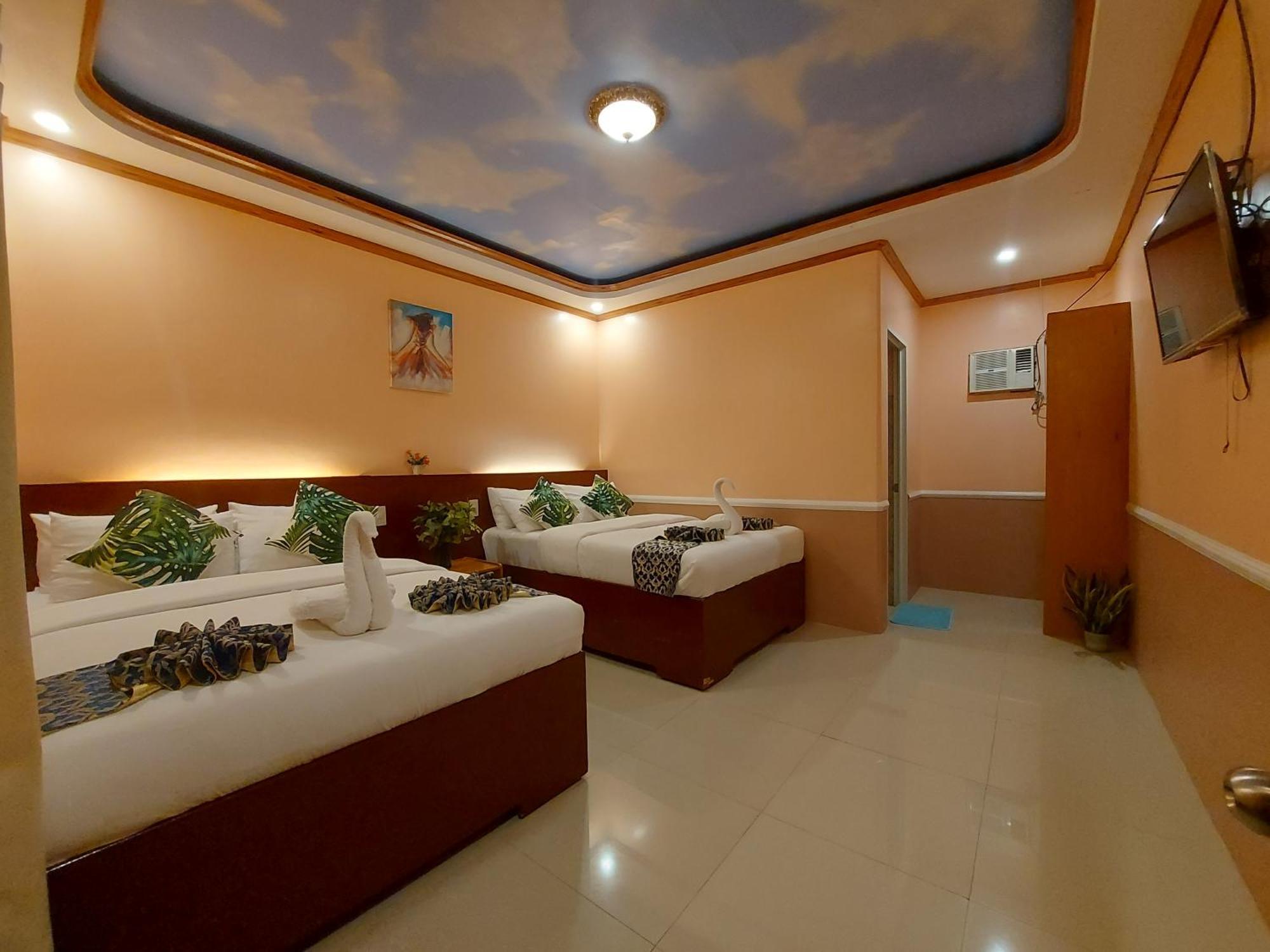 New Village Inn 2*