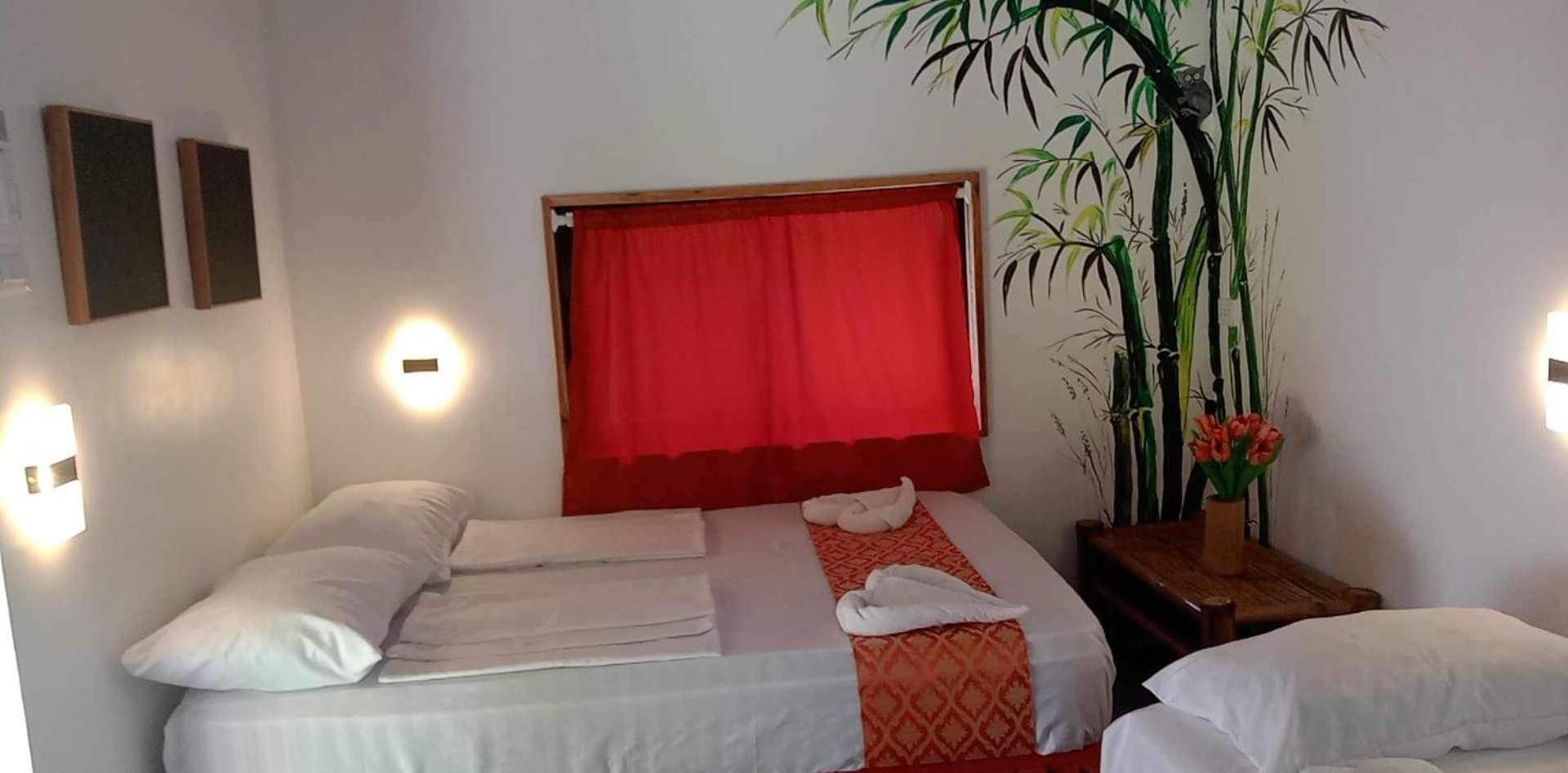 Cuestas And Restaurant Resort *