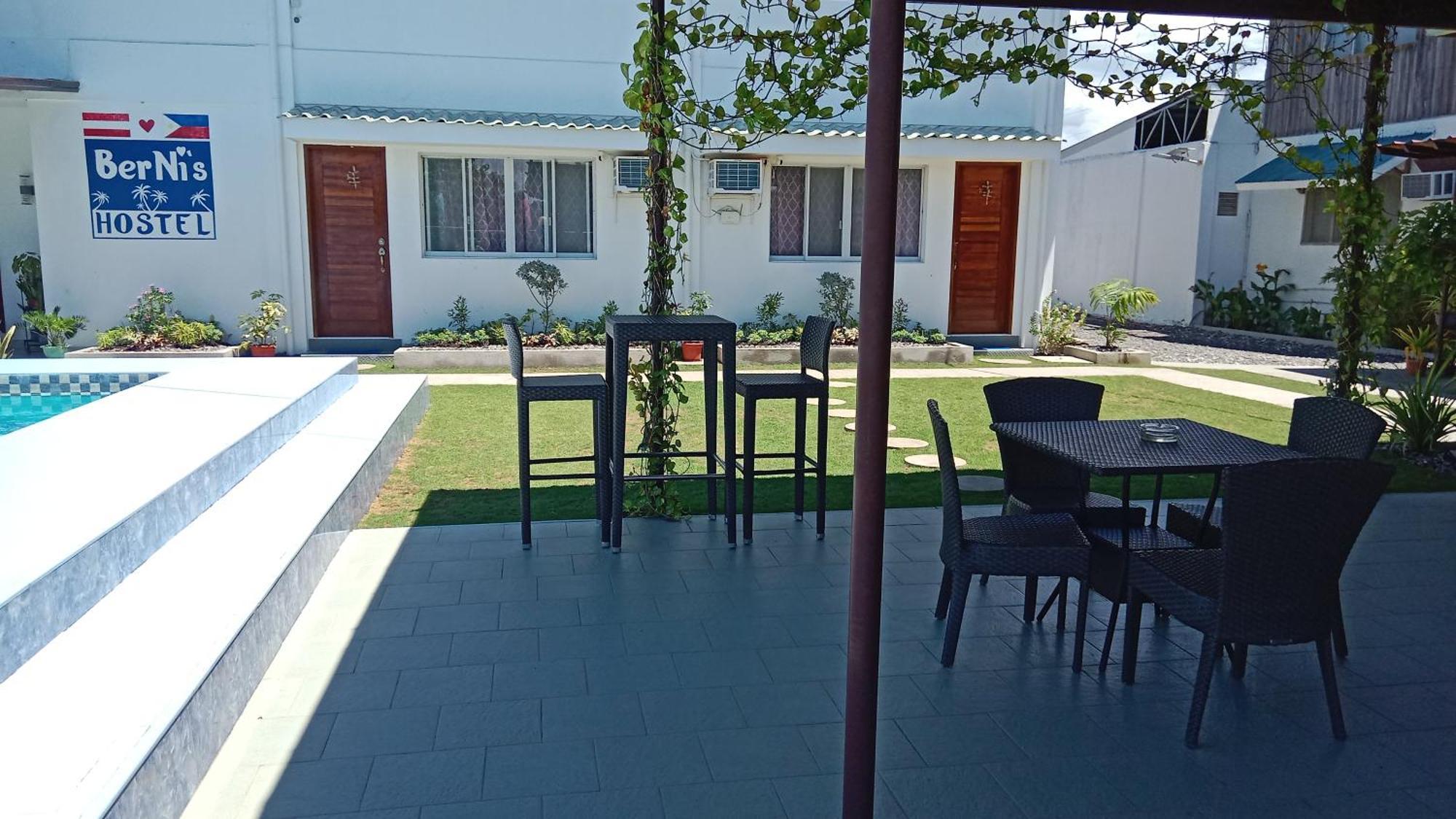 Bernis Guest house Moalboal