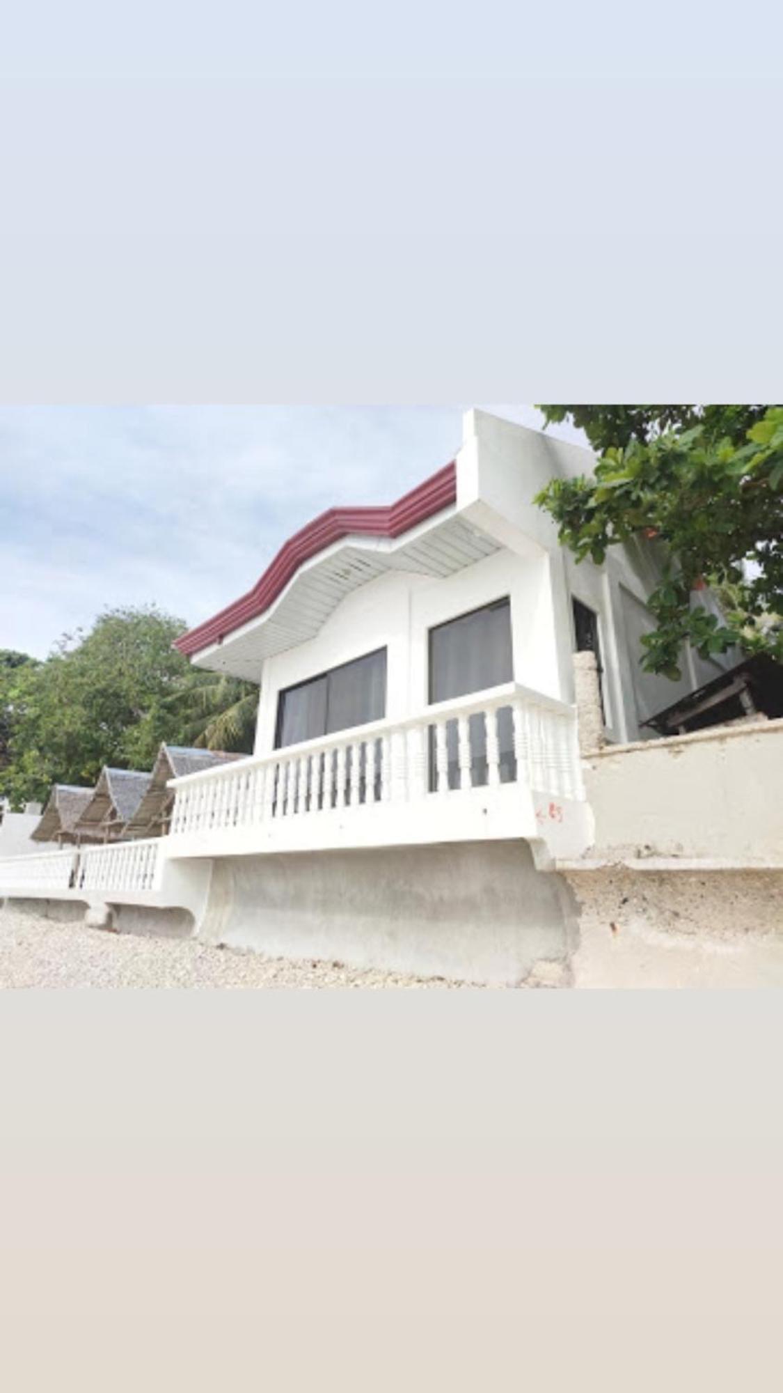 Guest house Luna Travellers - Front *