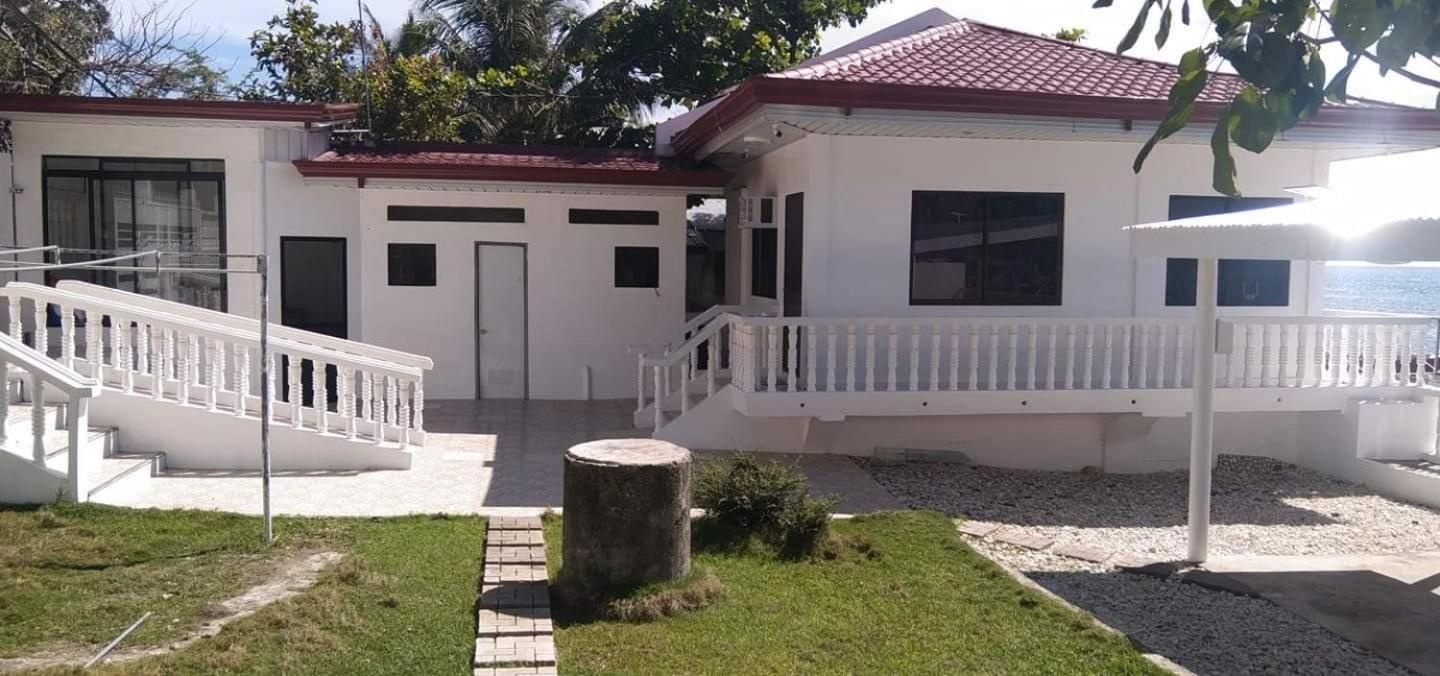 Guest house Luna Travellers - Front *