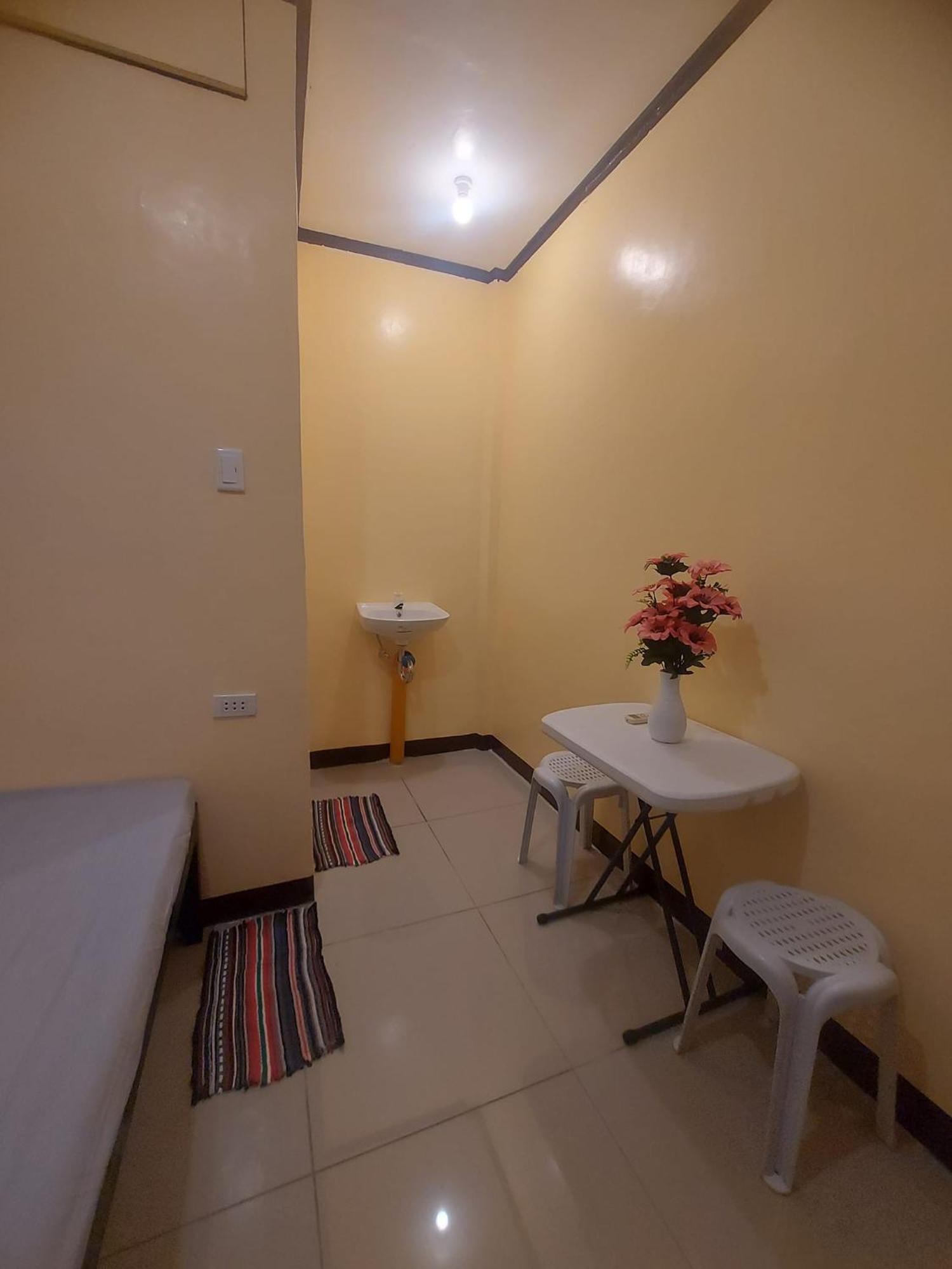 Hostel Cheri Backpackers