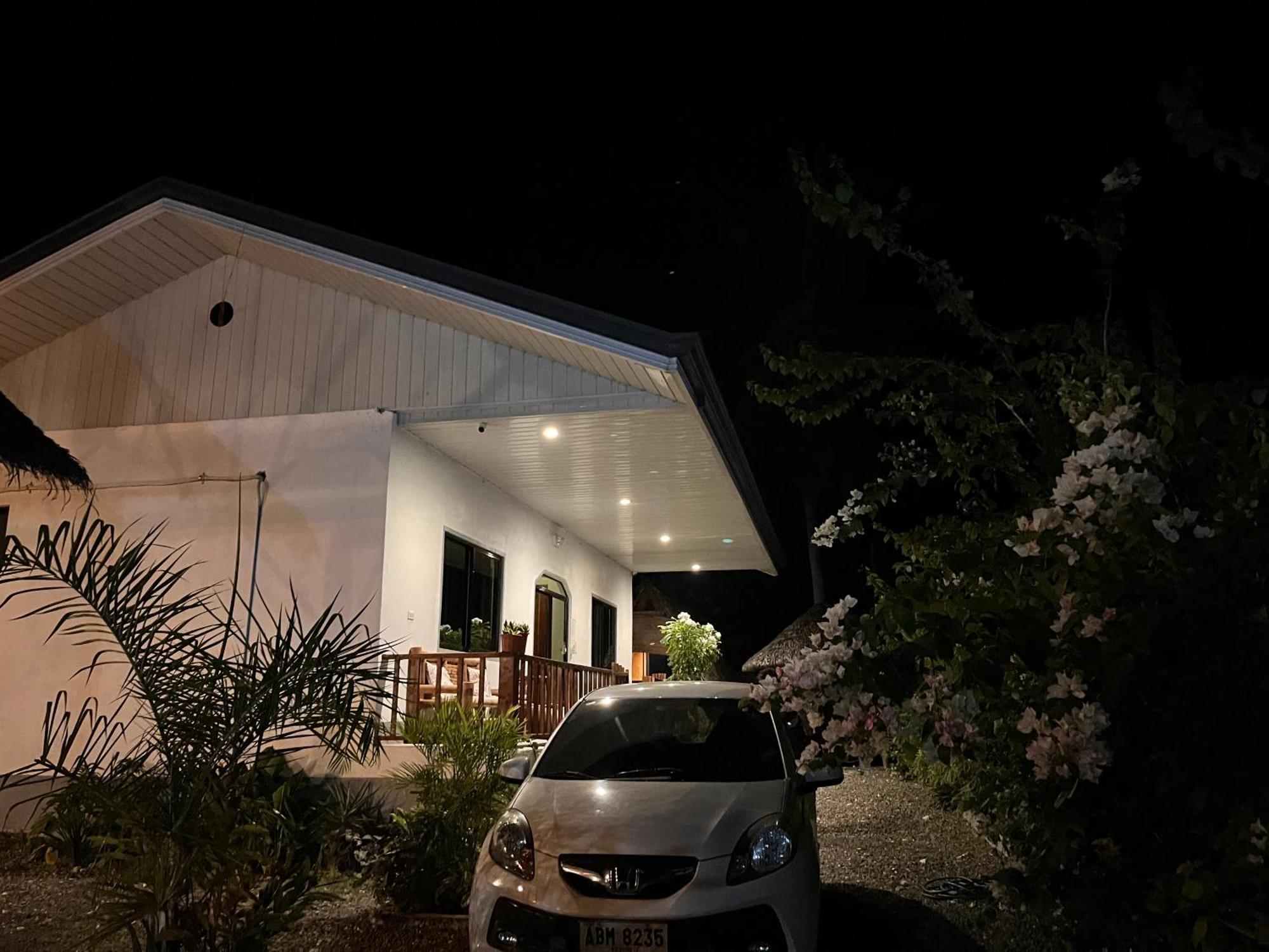Hostel Momo *