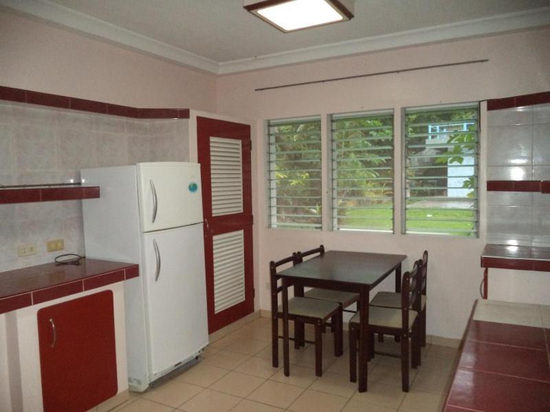 High Steps Apartment *