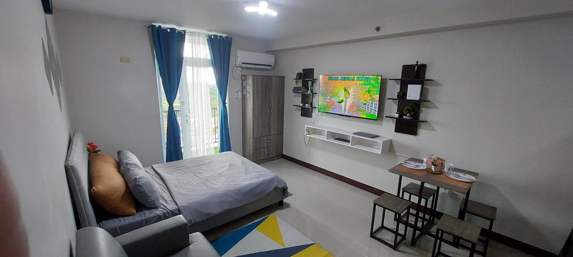 Dracarys Place 2 With Balcony Unlimited Wifi Lapulapu View Aparthotel