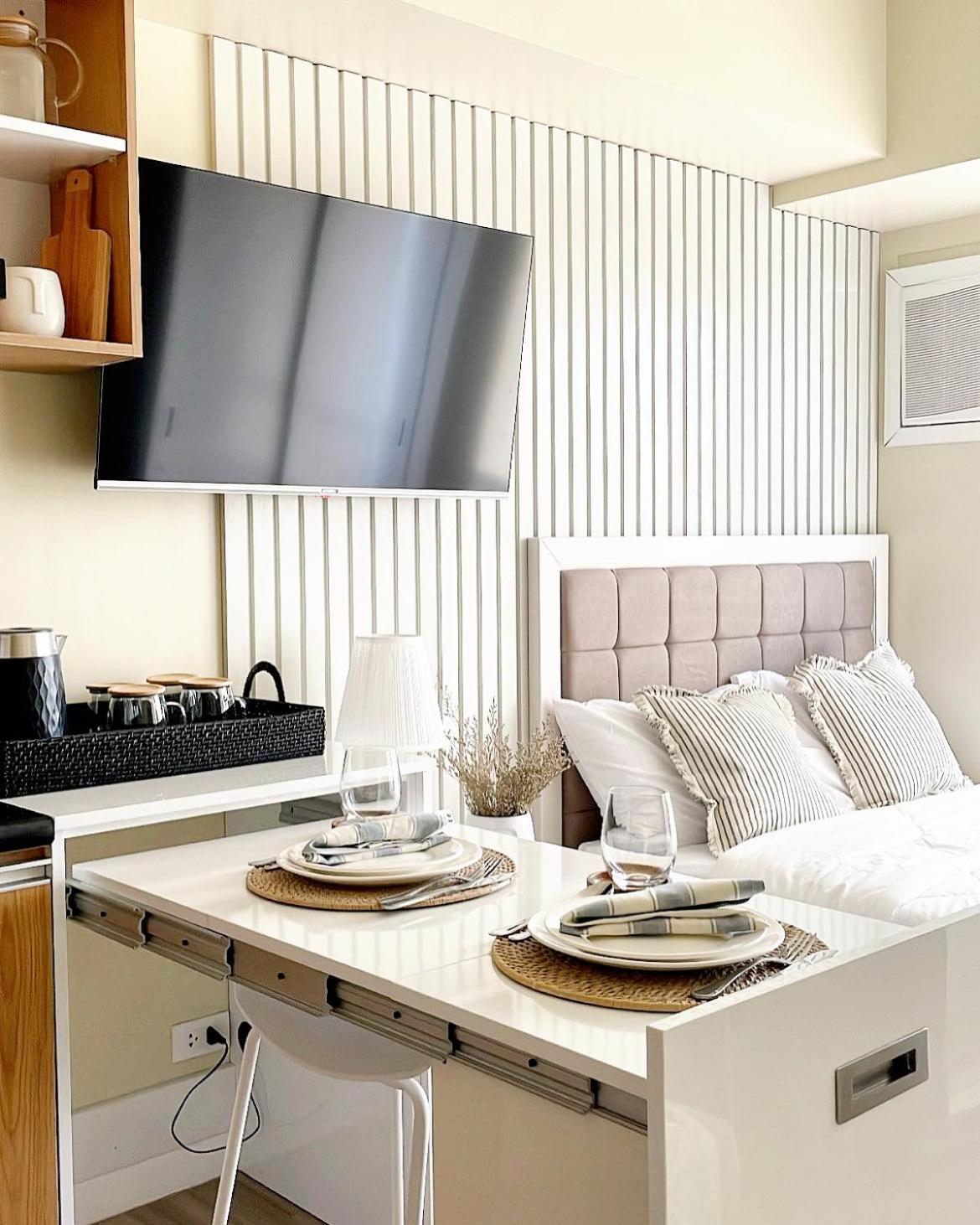 Apartment Scape At It Park *
