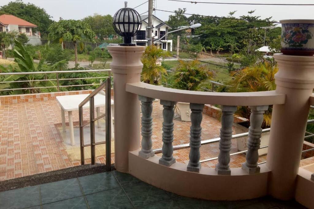 Apartment Mactan Island Lapu Lapu Gallery: Beachside Retreat With Dual Ac