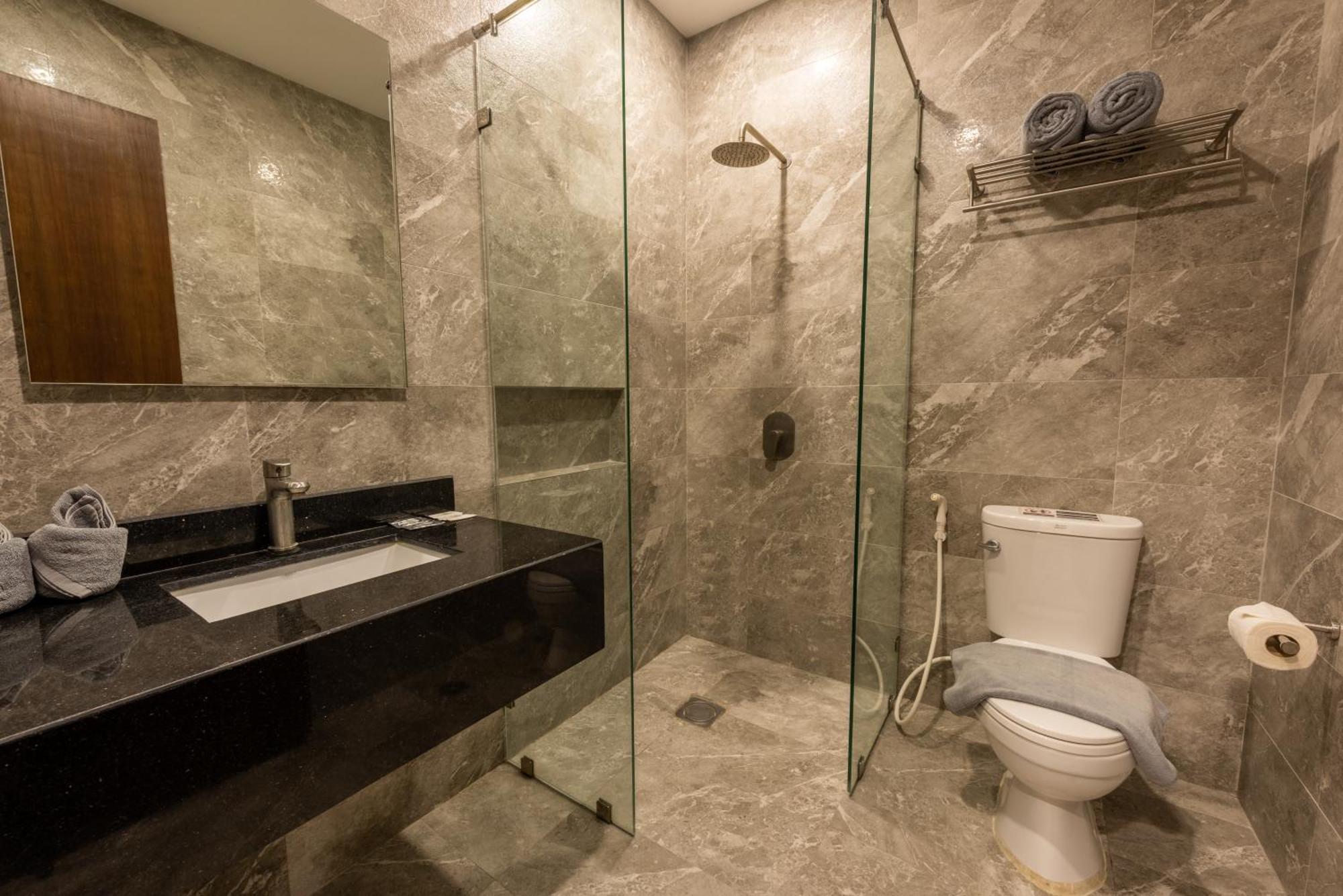 One Hotel 3*