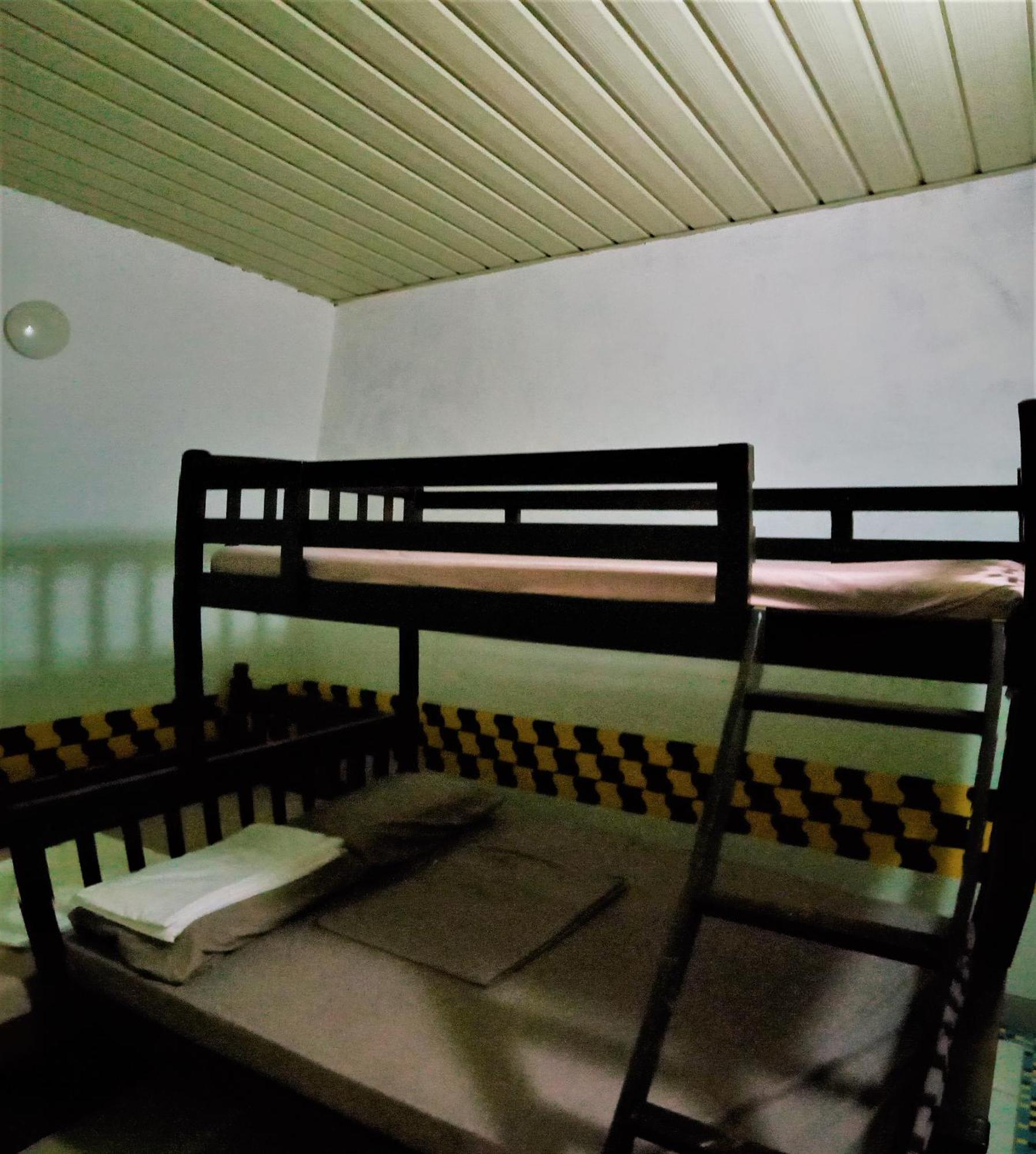 bahay-panuluyan Bnt 2*