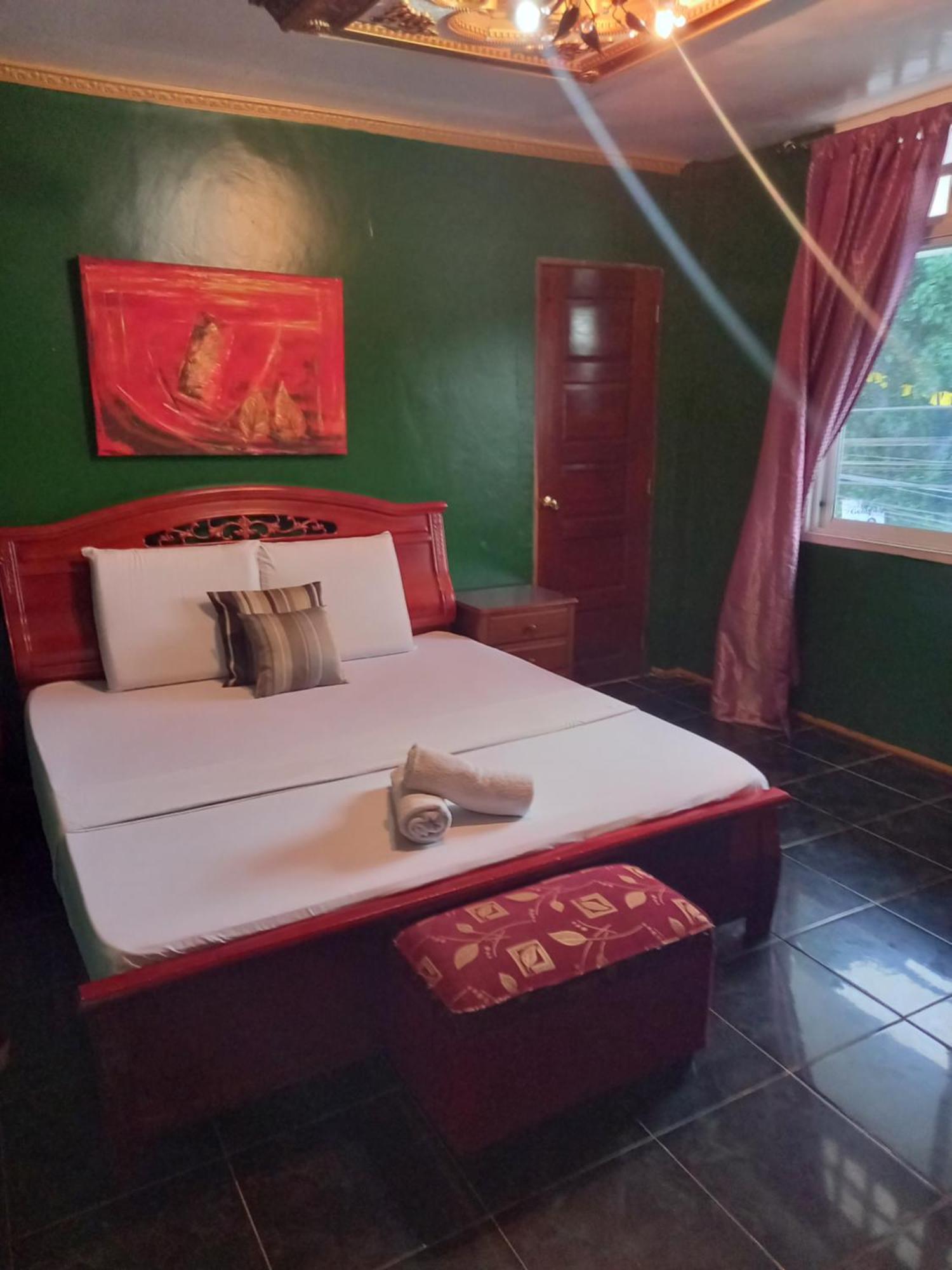 Germaroze motel