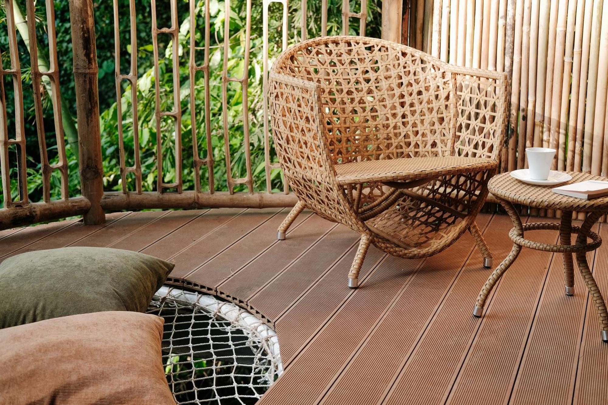 Lodge Treehouse De Valentine *