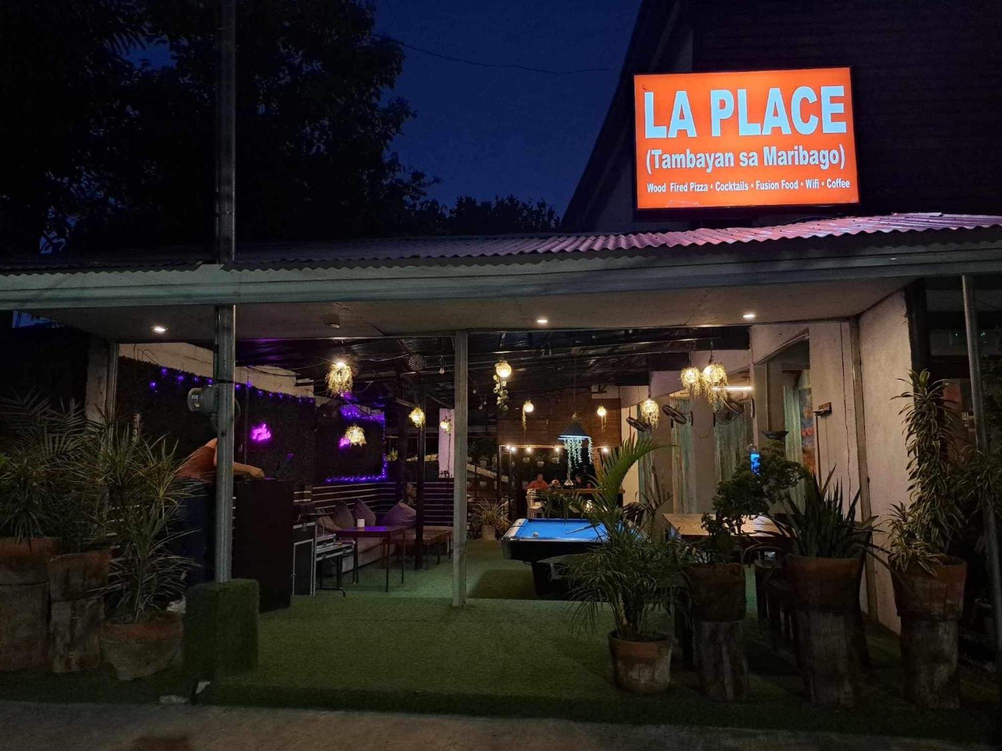 La Place Homestay *