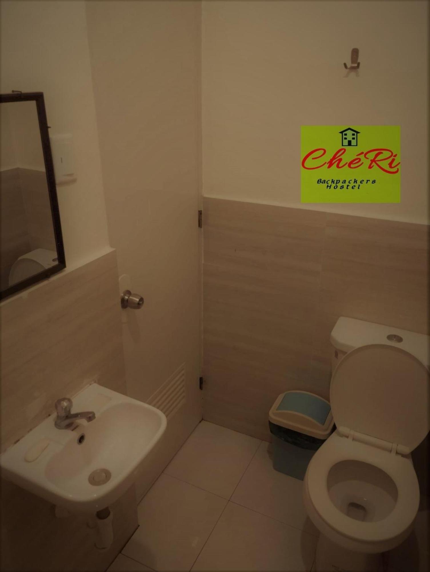 Hostel Cheri Backpackers