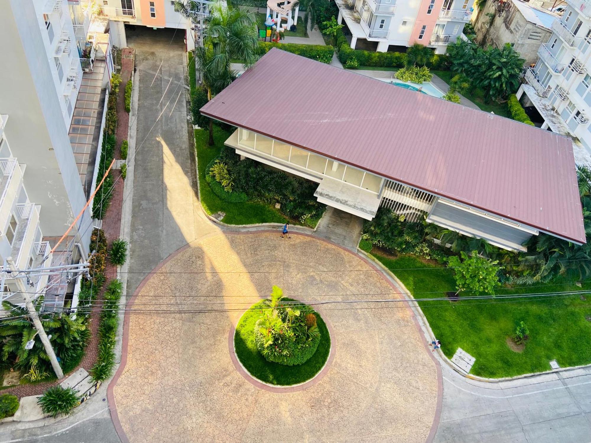 Stylish Comfy Studio And Workspace Apartment Cebu