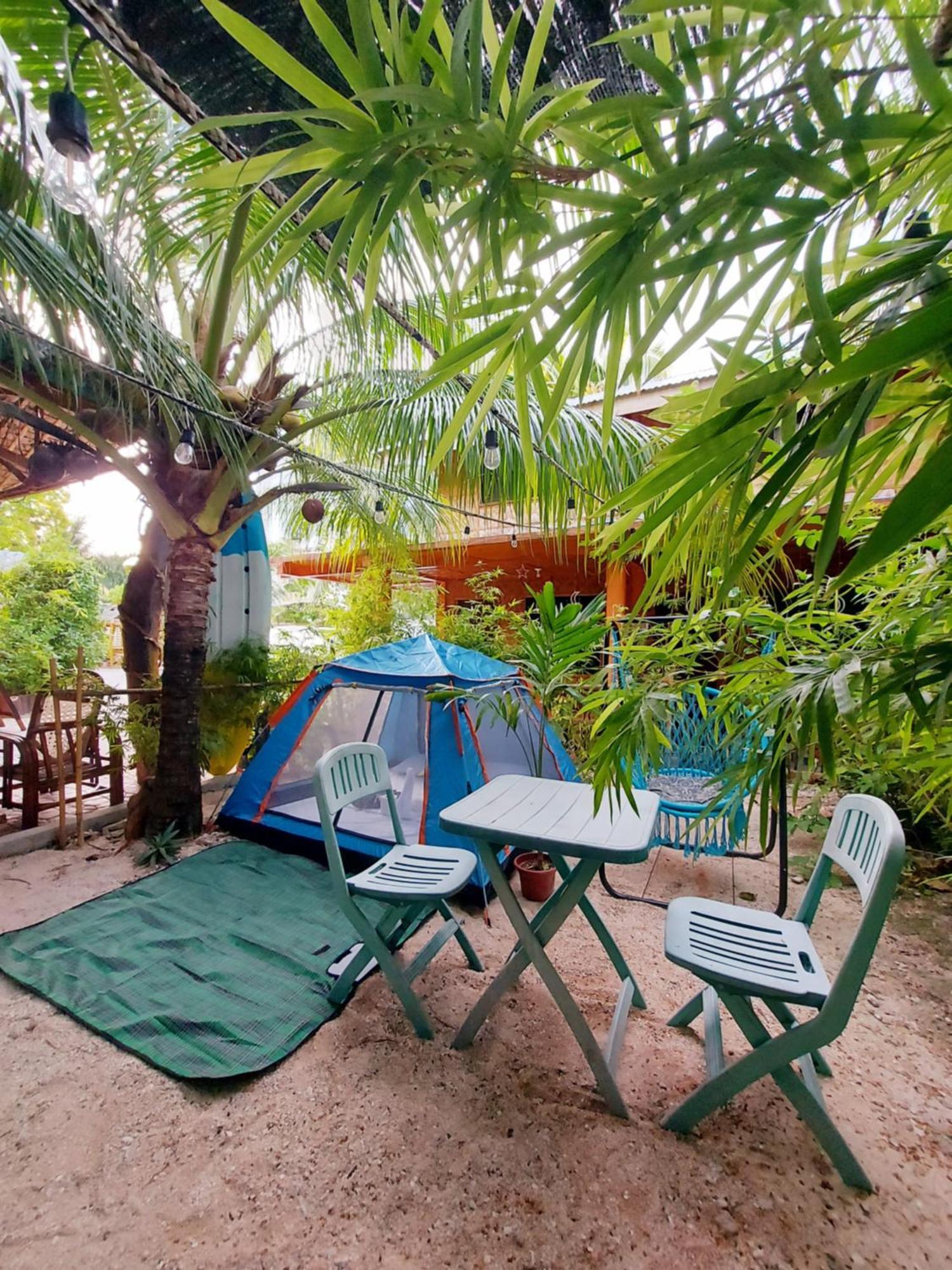 New Village Inn Oslob