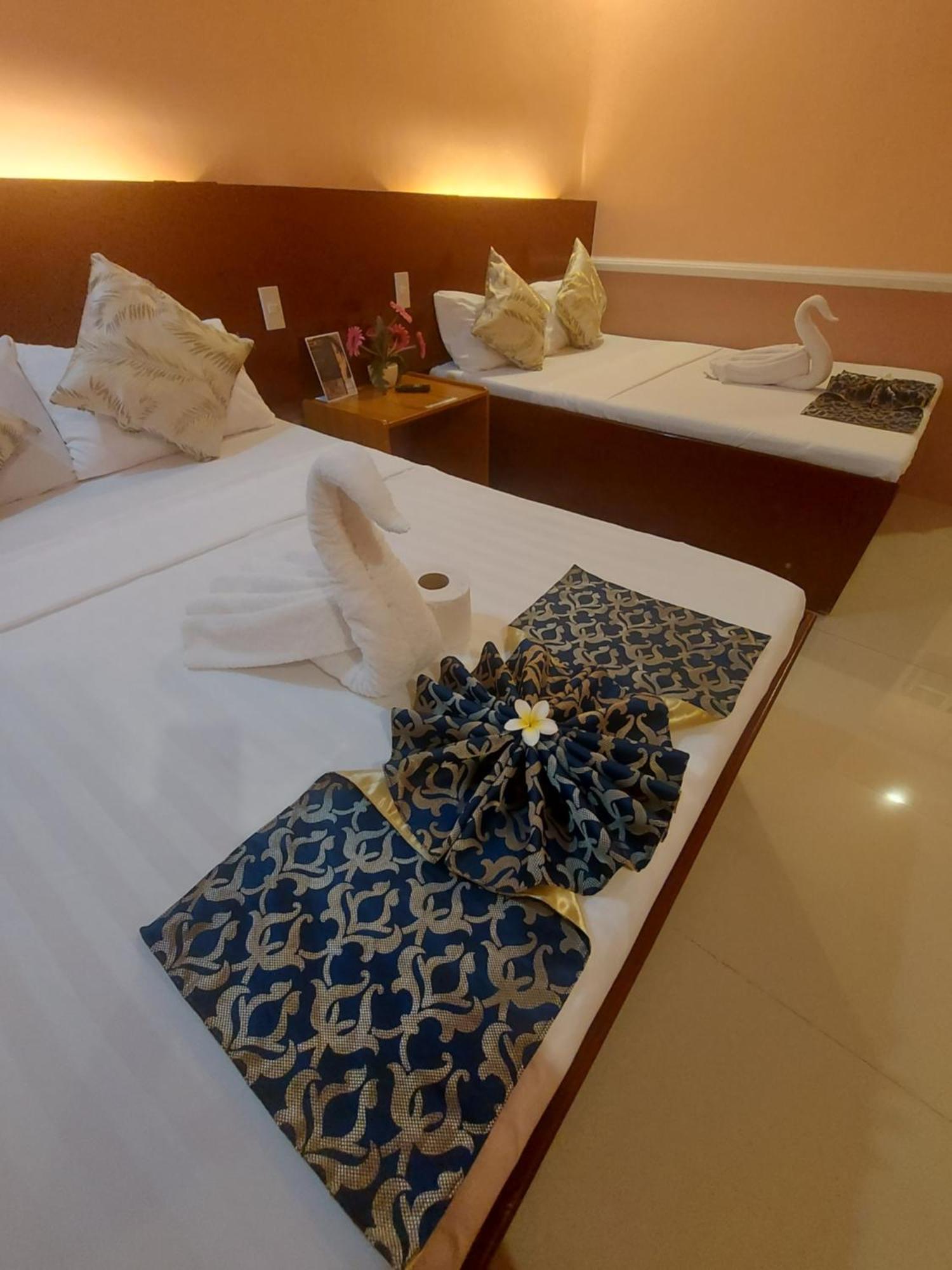 Inn New Village 2*
