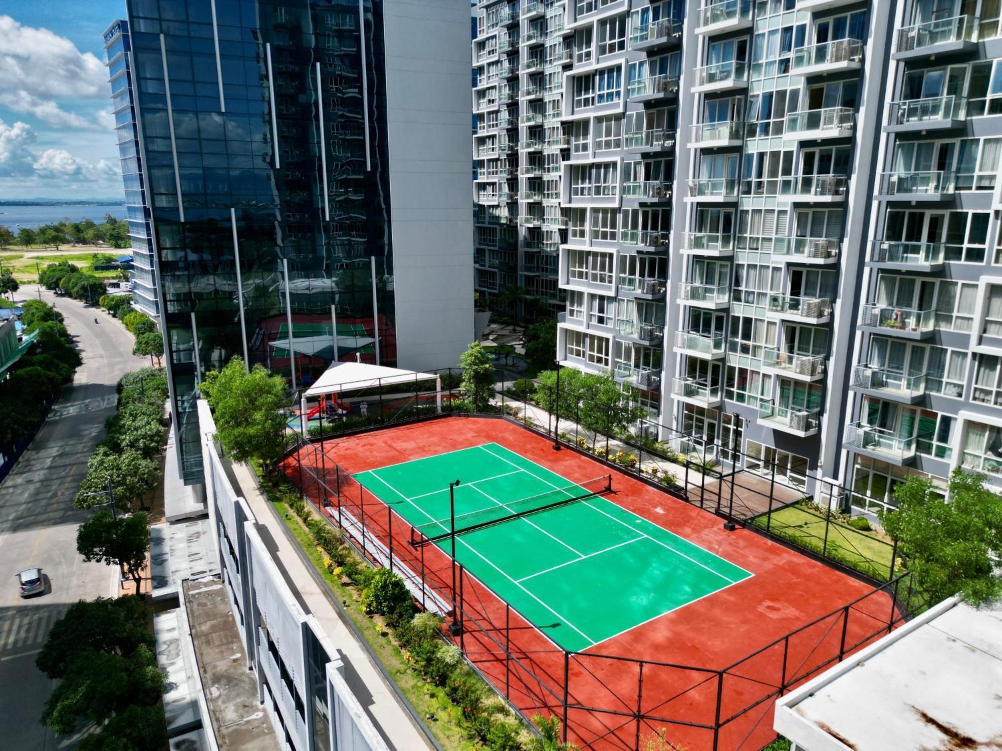 1br Mactan New Town Free Pool 10 Min To The Beach Near Airport Ocean View *