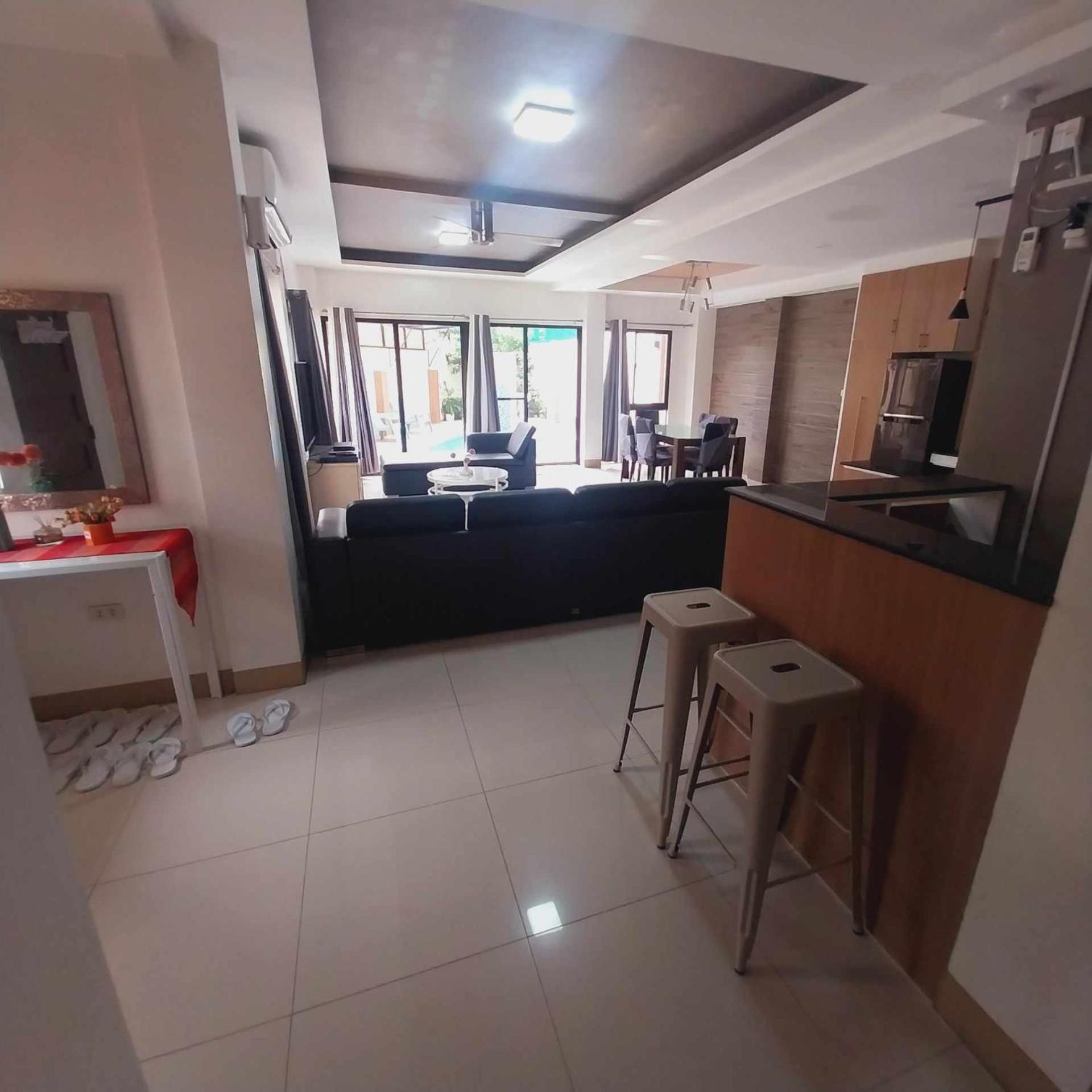Eli's Cebu