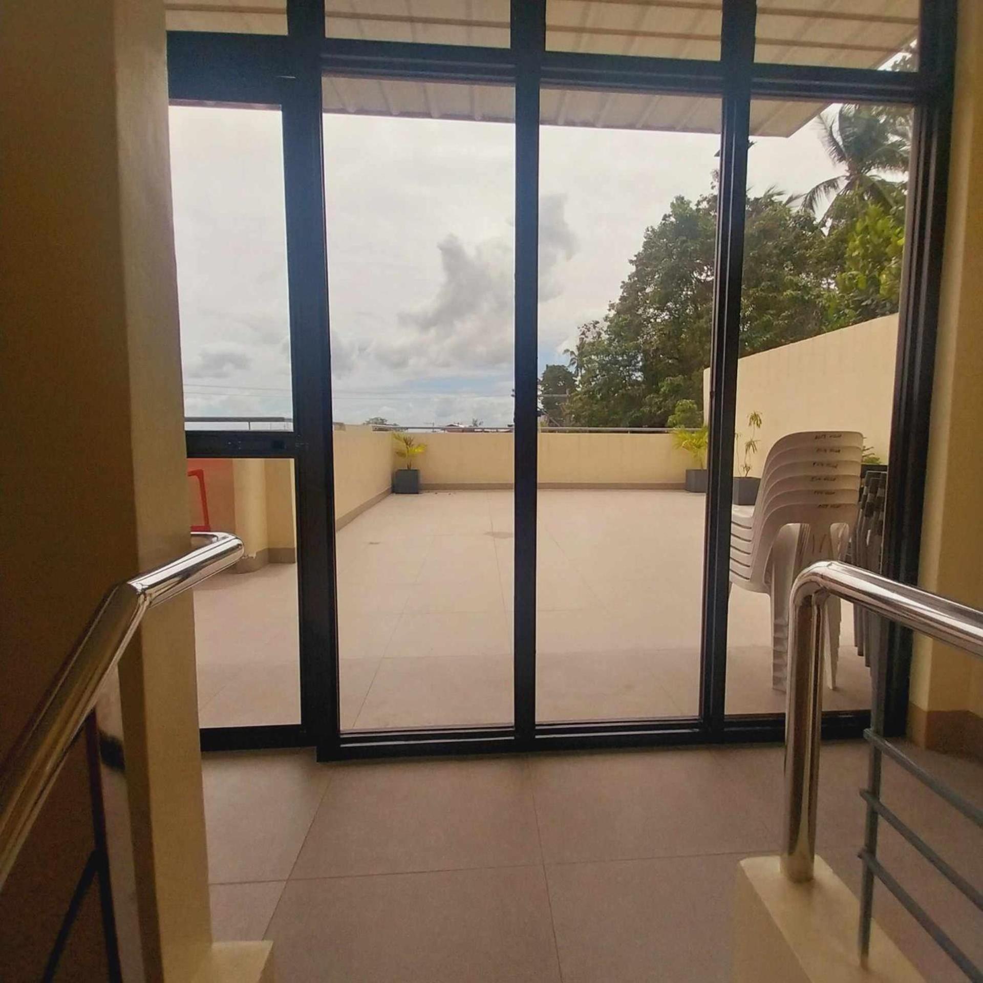Eli's Villa *