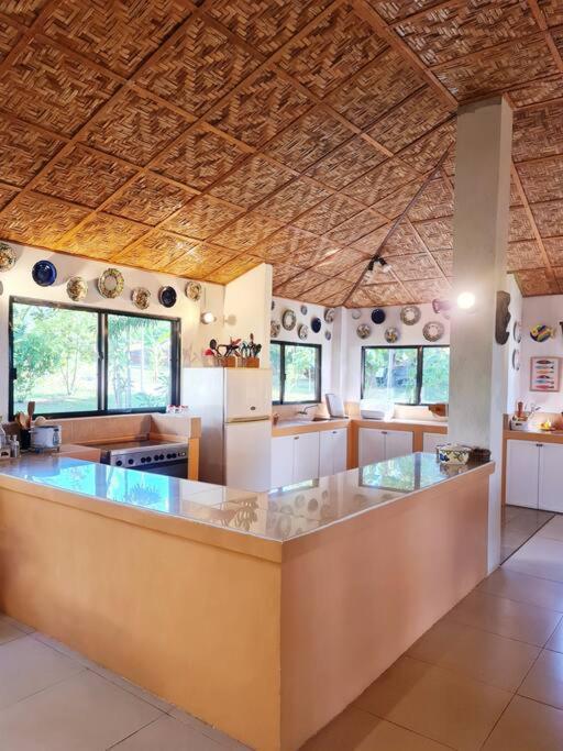 Villa Casa Punta Seaside Resthouse In Cebu