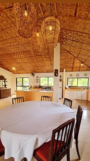 Villa Casa Punta Seaside Resthouse In Cebu