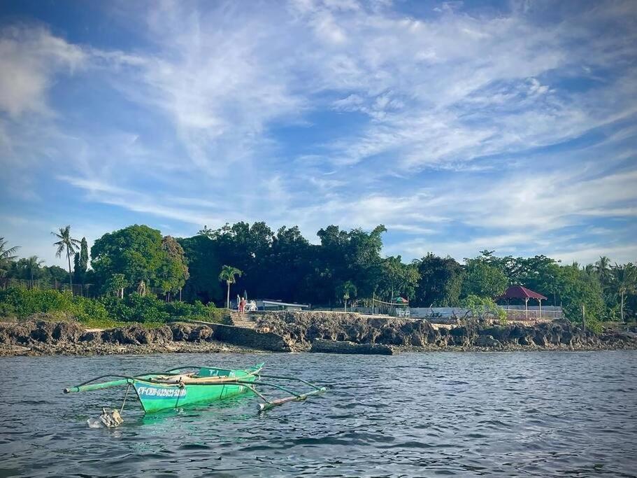 Villa Casa Punta Seaside Resthouse In Cebu *