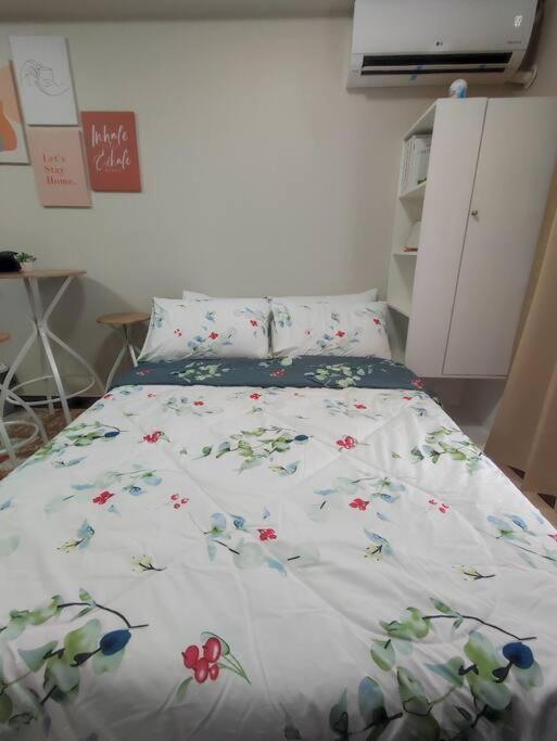Near Beaches In Lapu-lapu Apartment