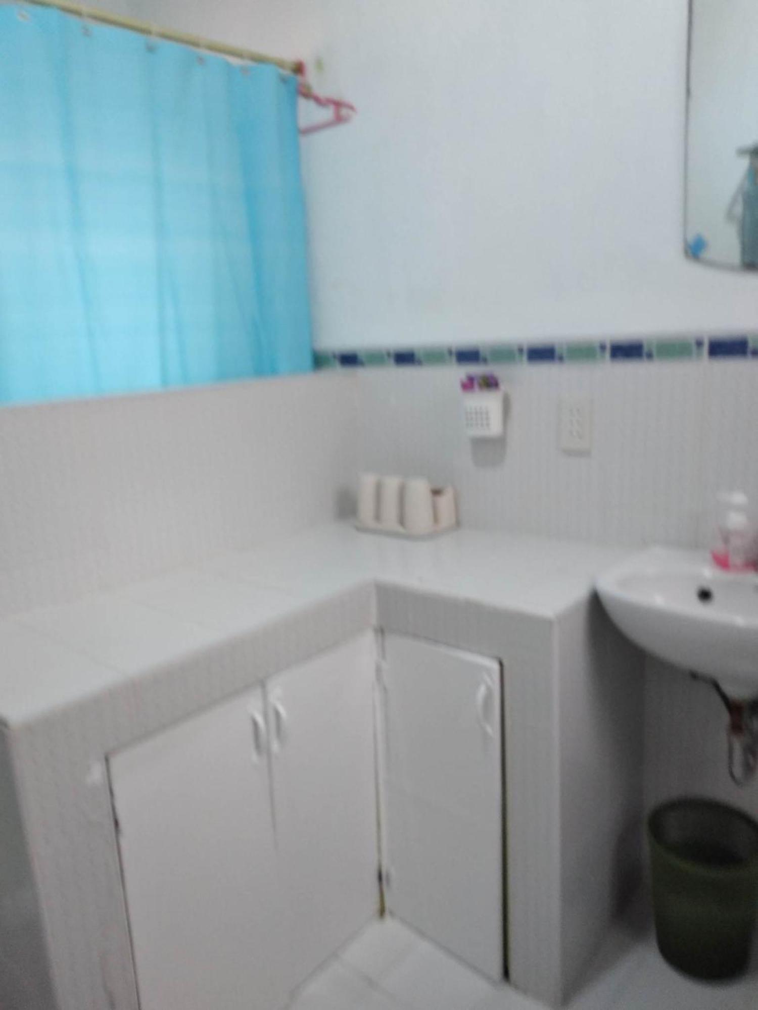 Oslob Hilltop Transient House Bahay bakasyunan