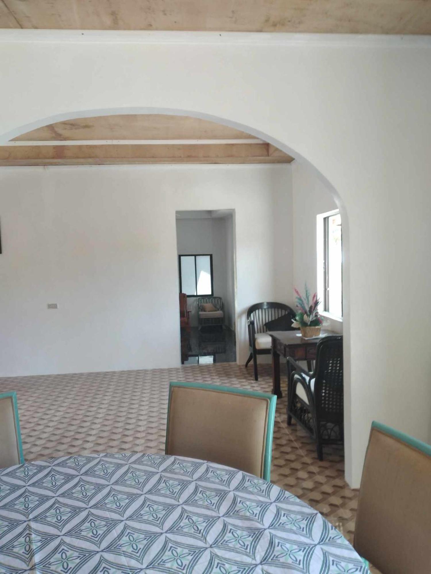 Oslob Hilltop Transient House Kananga