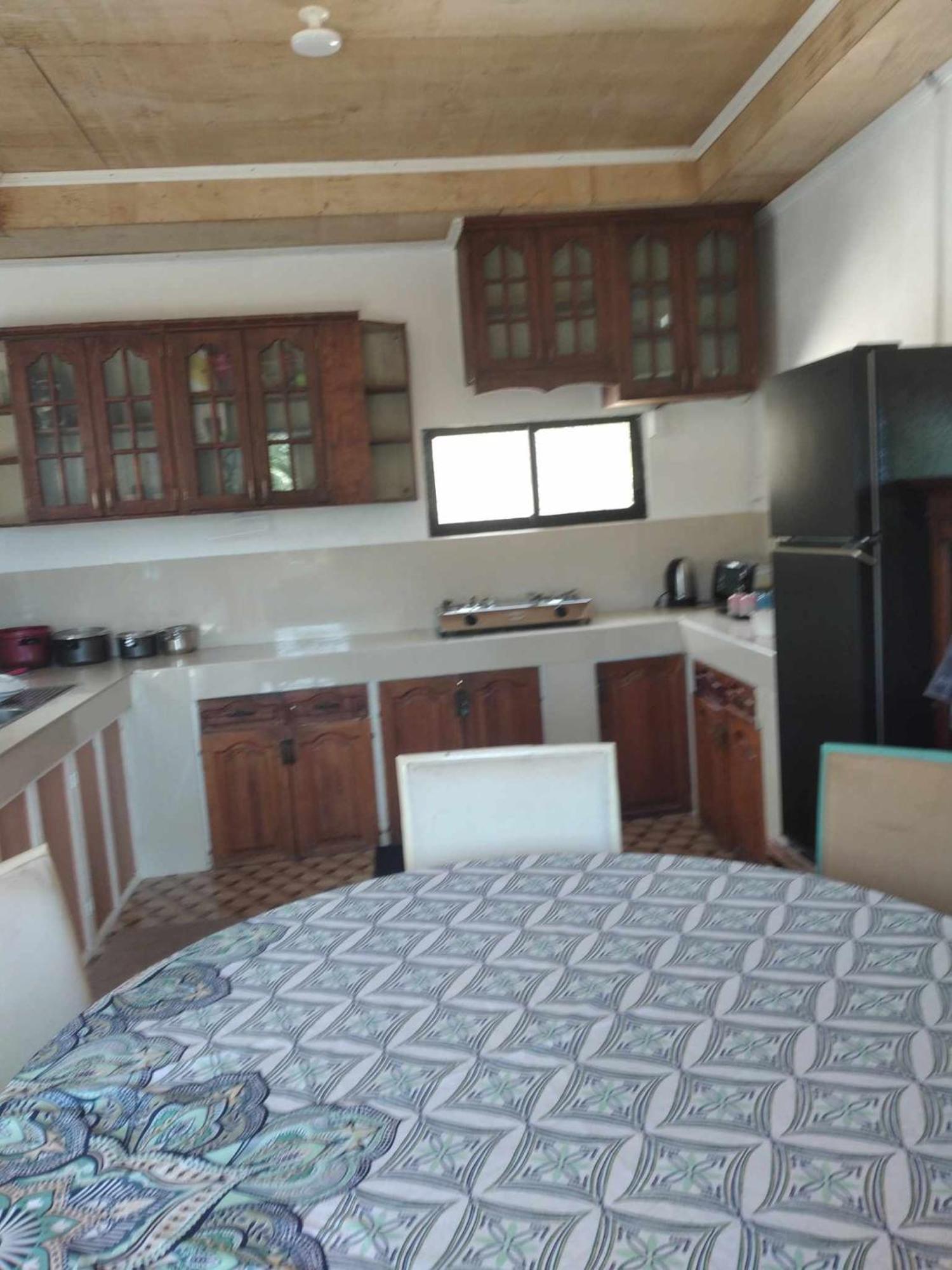Oslob Hilltop Transient House * Kananga