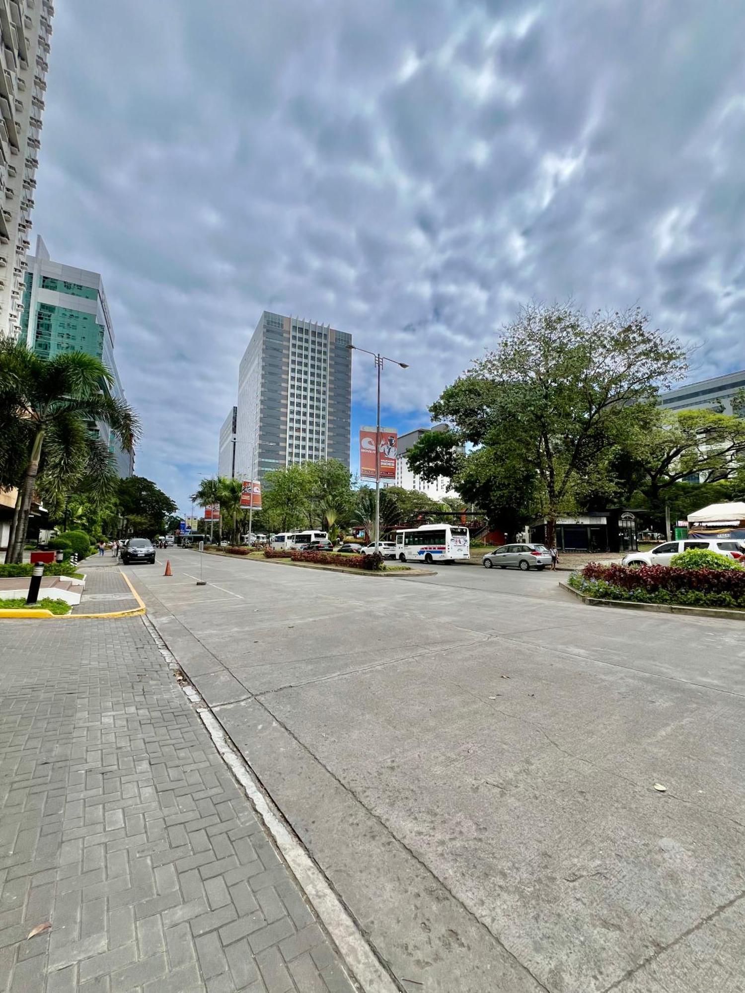 Unit Avida It Park Apartment Cebu