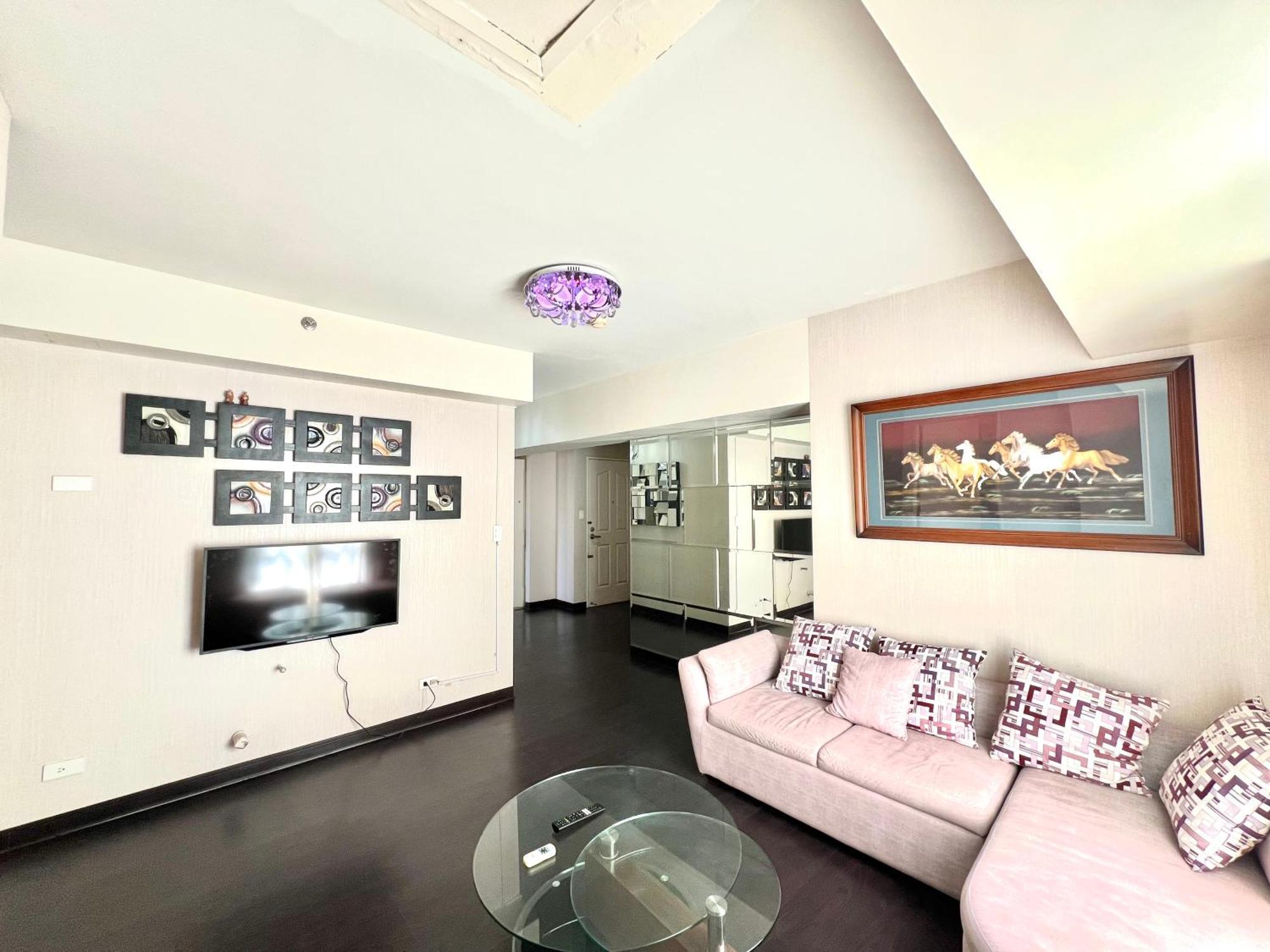 Huge 2br In It Park Apartment Cebu
