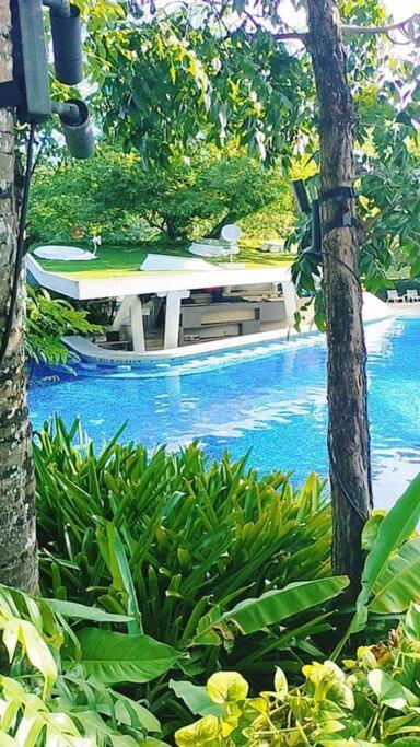 Lara's Cozy @tambuli Apartment Lapu-Lapu City