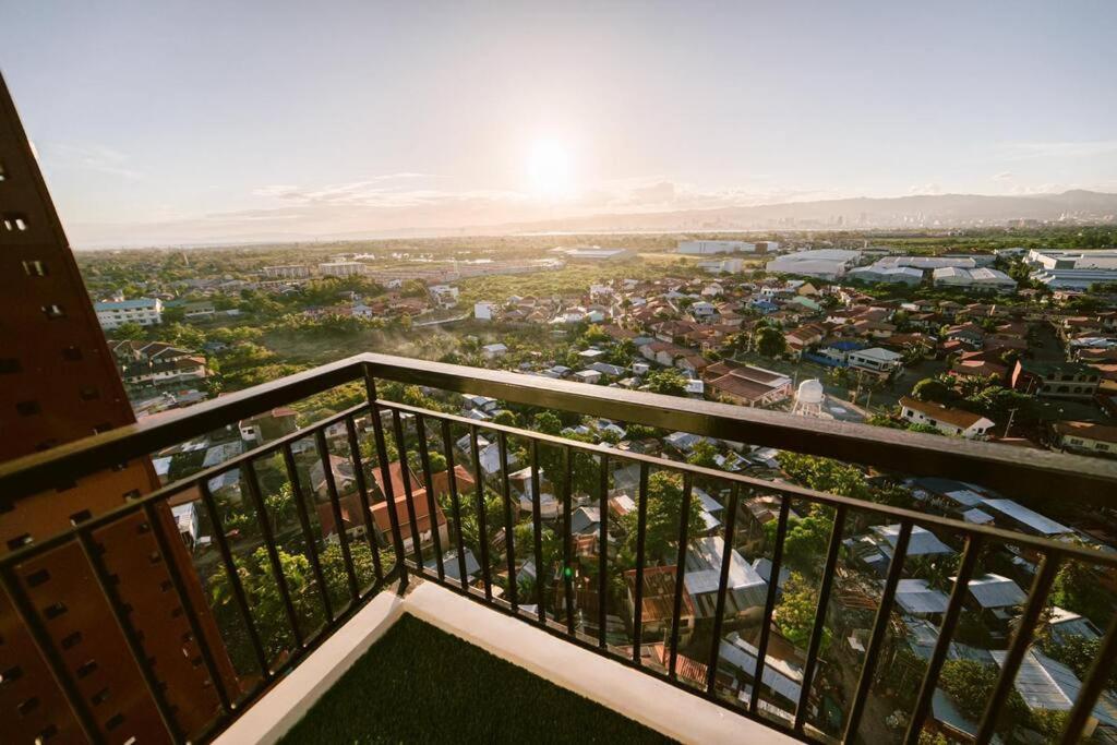 Apartment The Cebu Sky - Royal Oceancrest Mactan Sudtungan