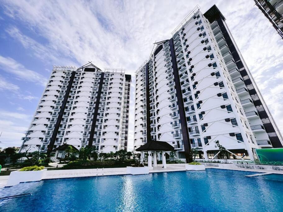 The Cebu Sky - Royal Oceancrest Mactan *