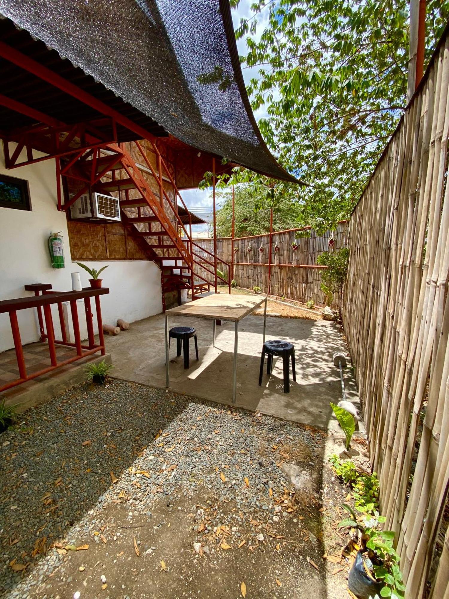 Guest house Topbudz Panagsama Couple *