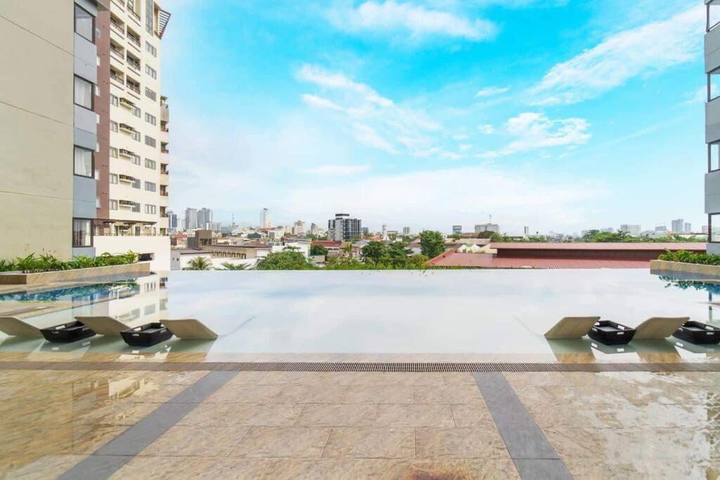 • Wifi Up To 100mbps • Infinity Pool Apartment