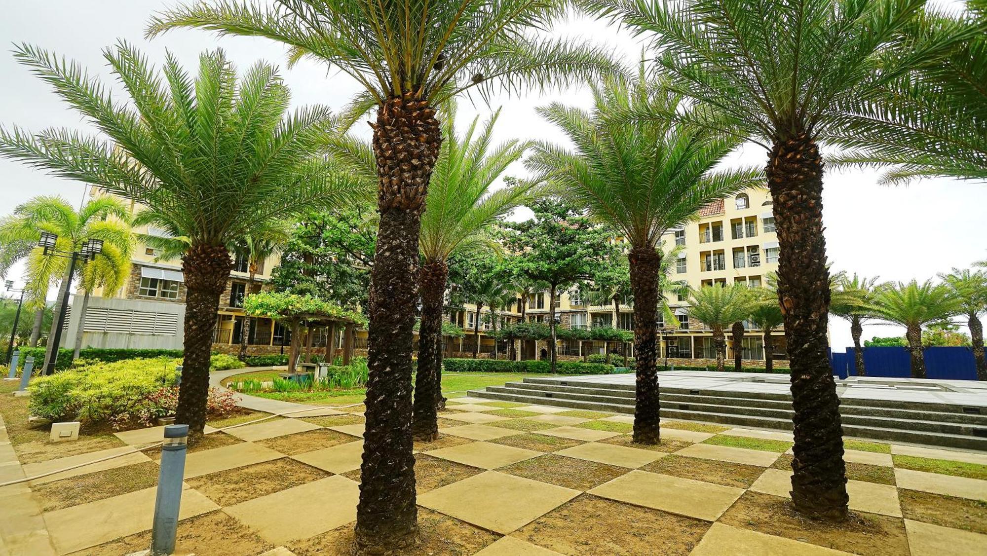 Neroki's Crib Cozy & Luxurious Staycation! Cebu