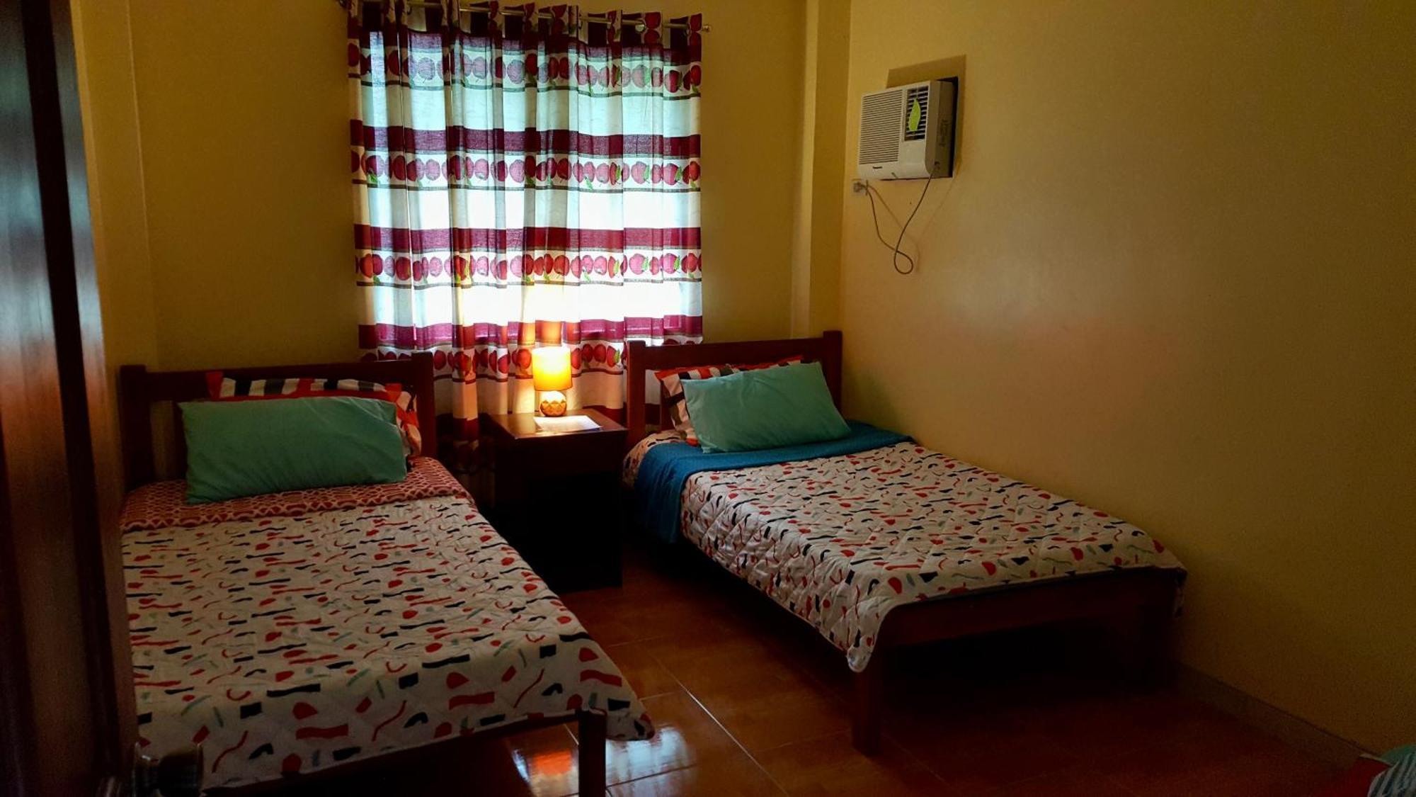Tgh Homestay *