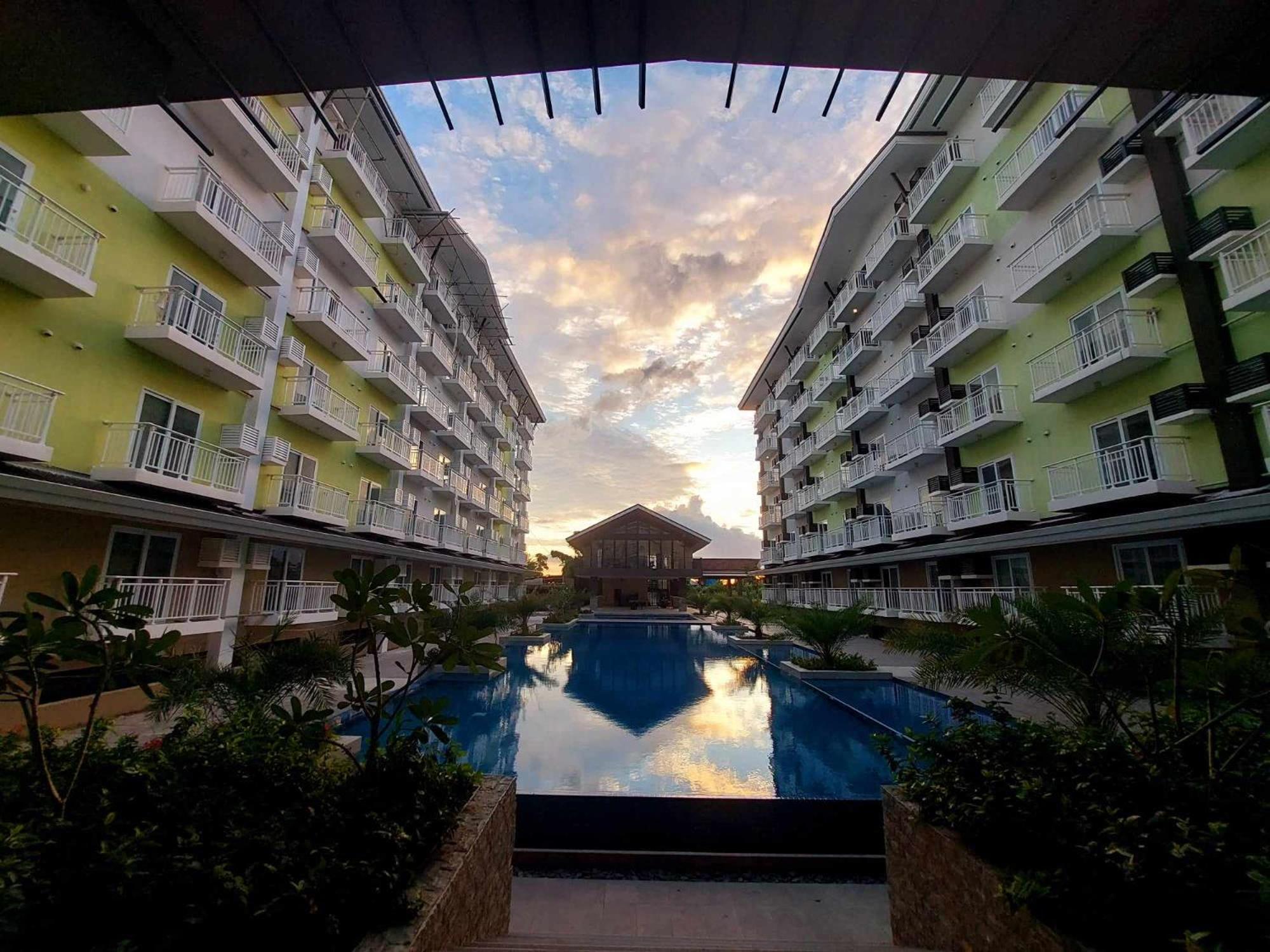 1 Bedroom With Balcony Near Airport Aparthotel Lapu-Lapu City