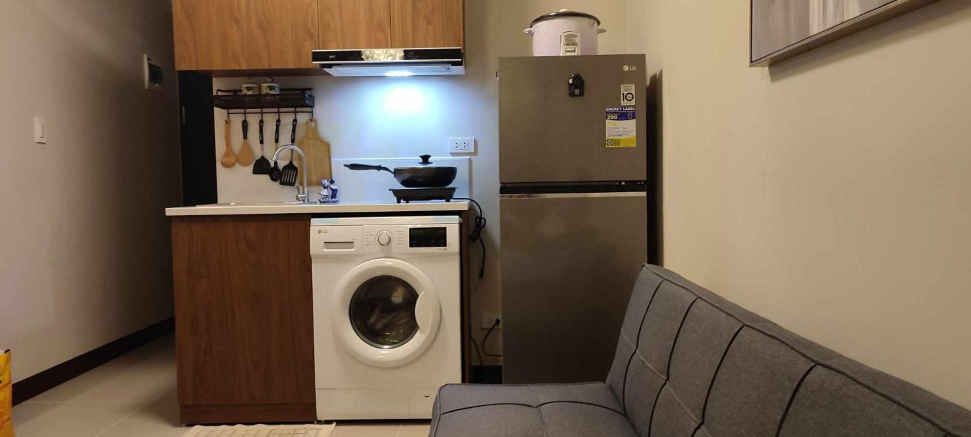 In Lapu-lapu Wd 3 Pools Free Wifi&netflix Apartment *
