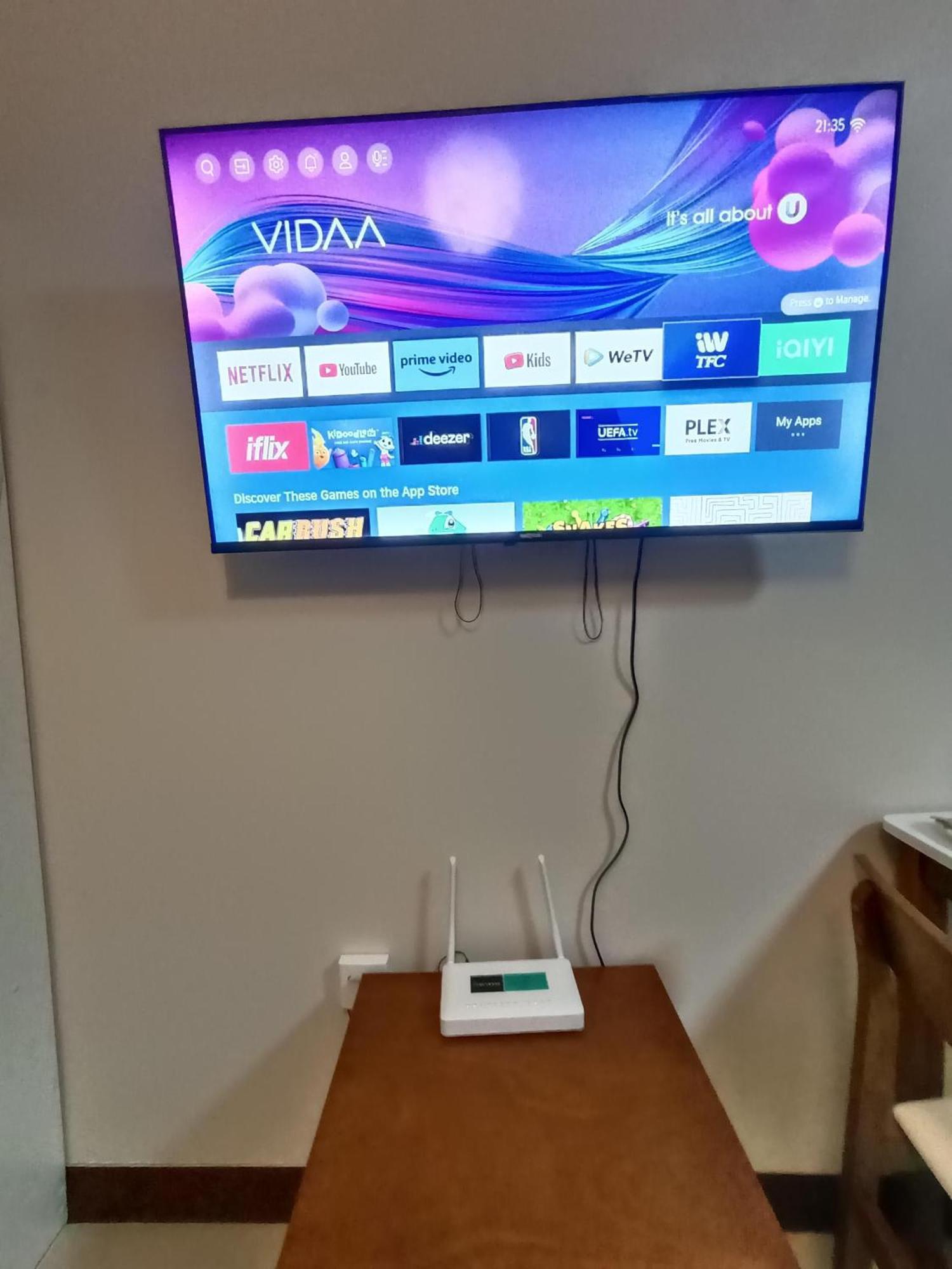 In Lapu-lapu Wd 3 Pools Free Wifi&netflix Apartment Agus