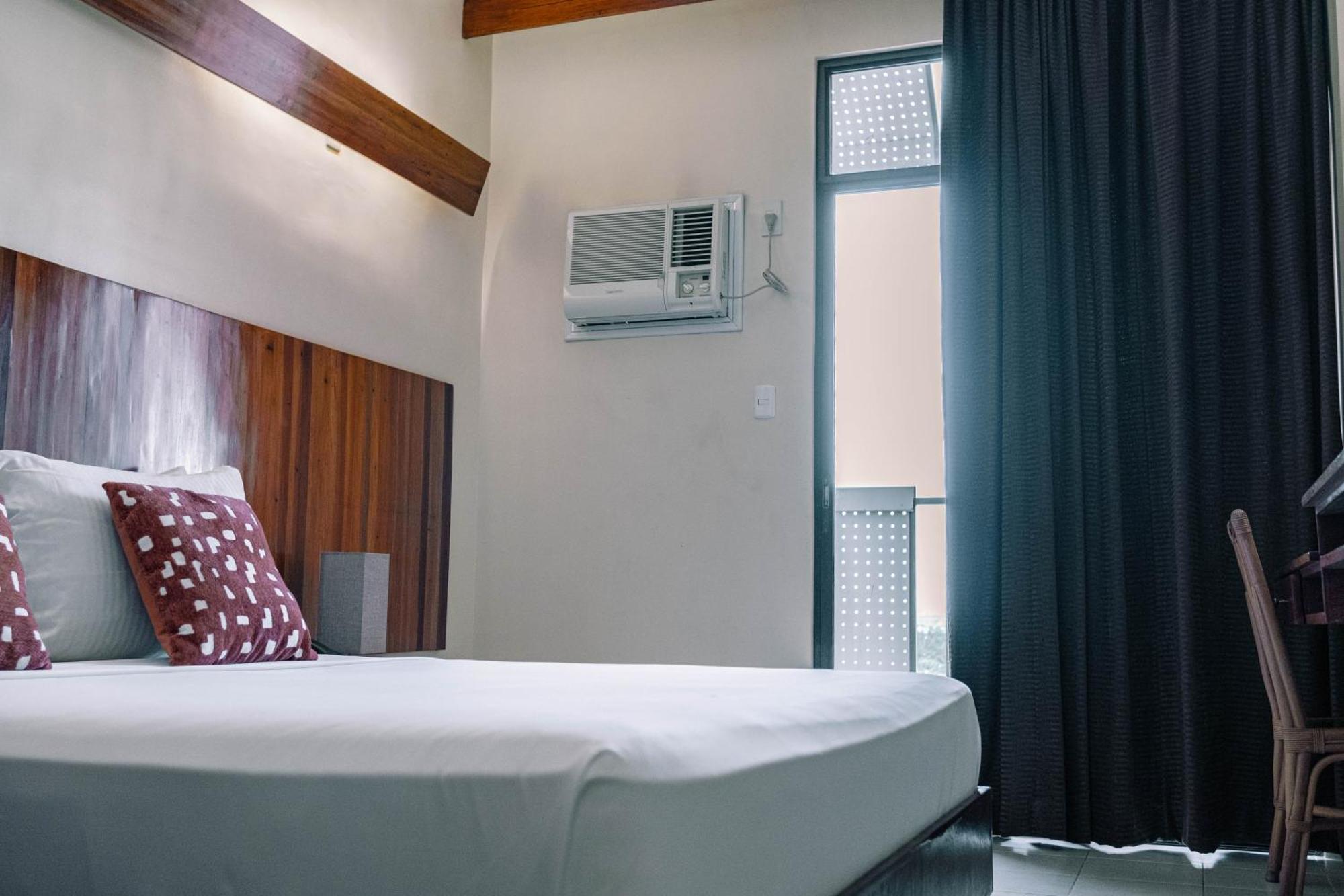 Tsai And Residences Hotel