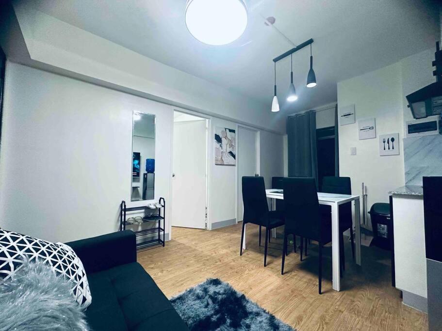 Apartment Mactan Oasis Garden/ 2 Bedrooms/ Near Airport Lapu-Lapu City