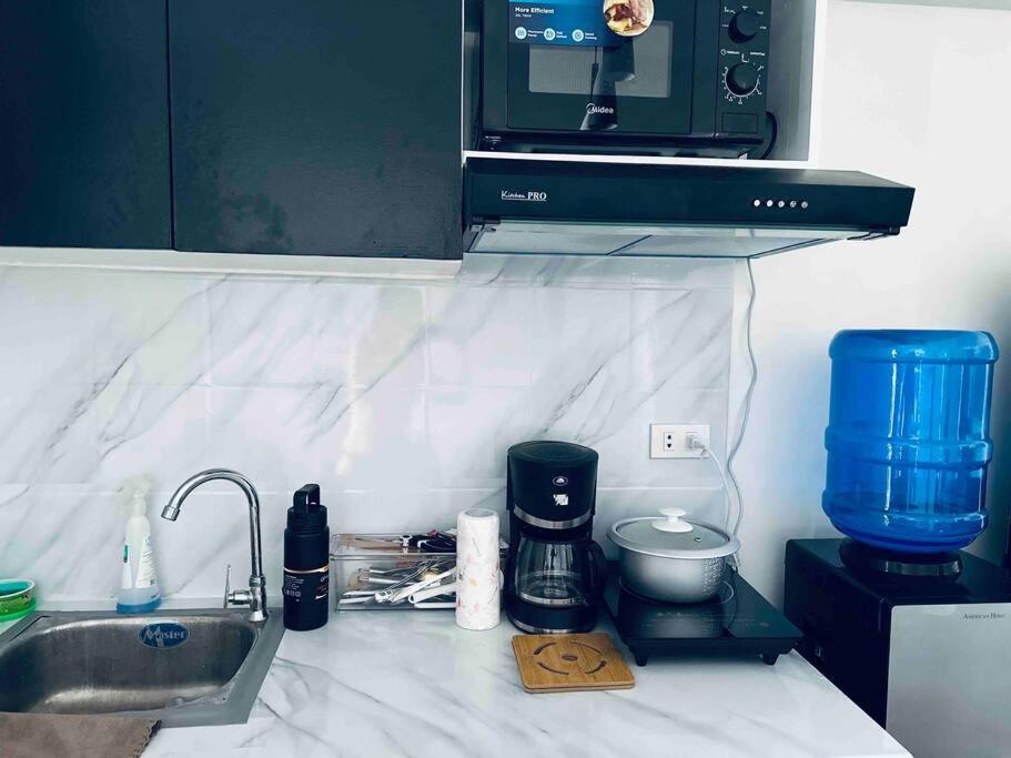 Mactan Oasis Garden/ 2 Bedrooms/ Near Airport Lapu-Lapu City